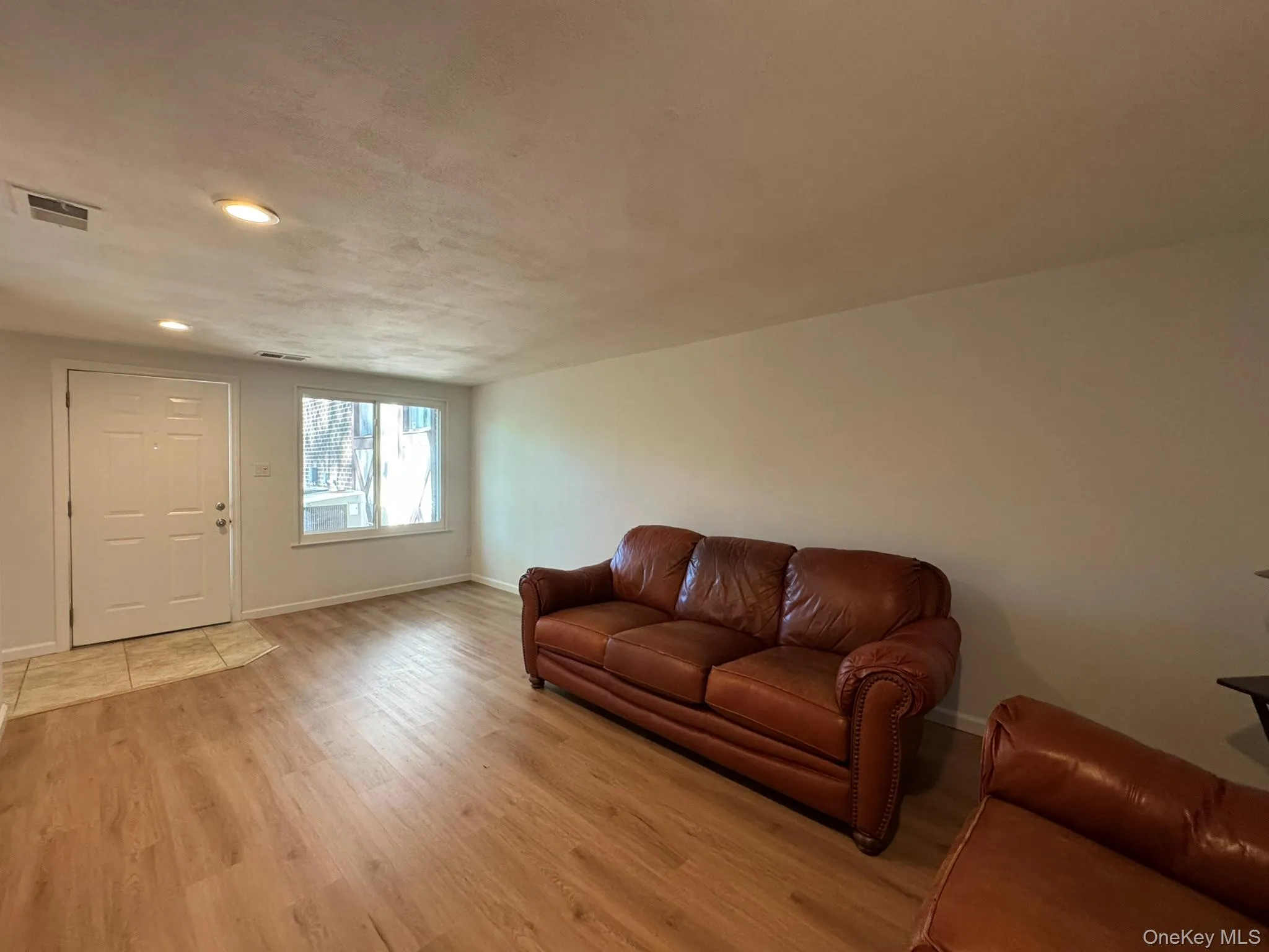 233 Sagamore Hills Drive, Brookhaven, NY, 2 Bedrooms Bedrooms, 7 Rooms Rooms,1 BathroomBathrooms,Residential,For Rent,Sagamore Hills,0,1014336 233 Sagamore Hills Drive, Brookhaven, NY, 2 Bedrooms Bedrooms, 7 Rooms Rooms,1 BathroomBathrooms,Residential,For Rent,Sagamore Hills,0,1014336