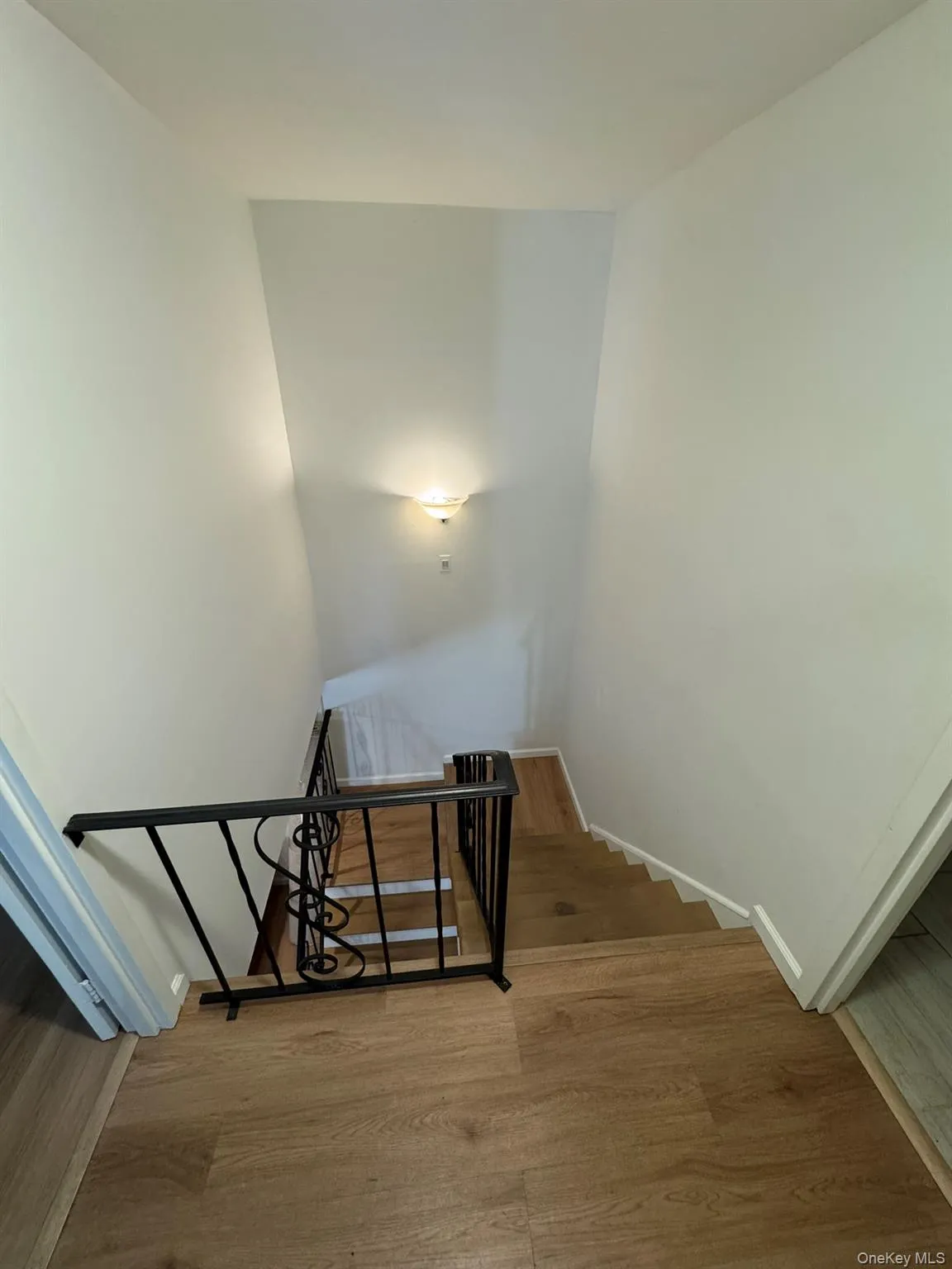 233 Sagamore Hills Drive, Brookhaven, NY, 2 Bedrooms Bedrooms, 7 Rooms Rooms,1 BathroomBathrooms,Residential,For Rent,Sagamore Hills,0,1014336 233 Sagamore Hills Drive, Brookhaven, NY, 2 Bedrooms Bedrooms, 7 Rooms Rooms,1 BathroomBathrooms,Residential,For Rent,Sagamore Hills,0,1014336