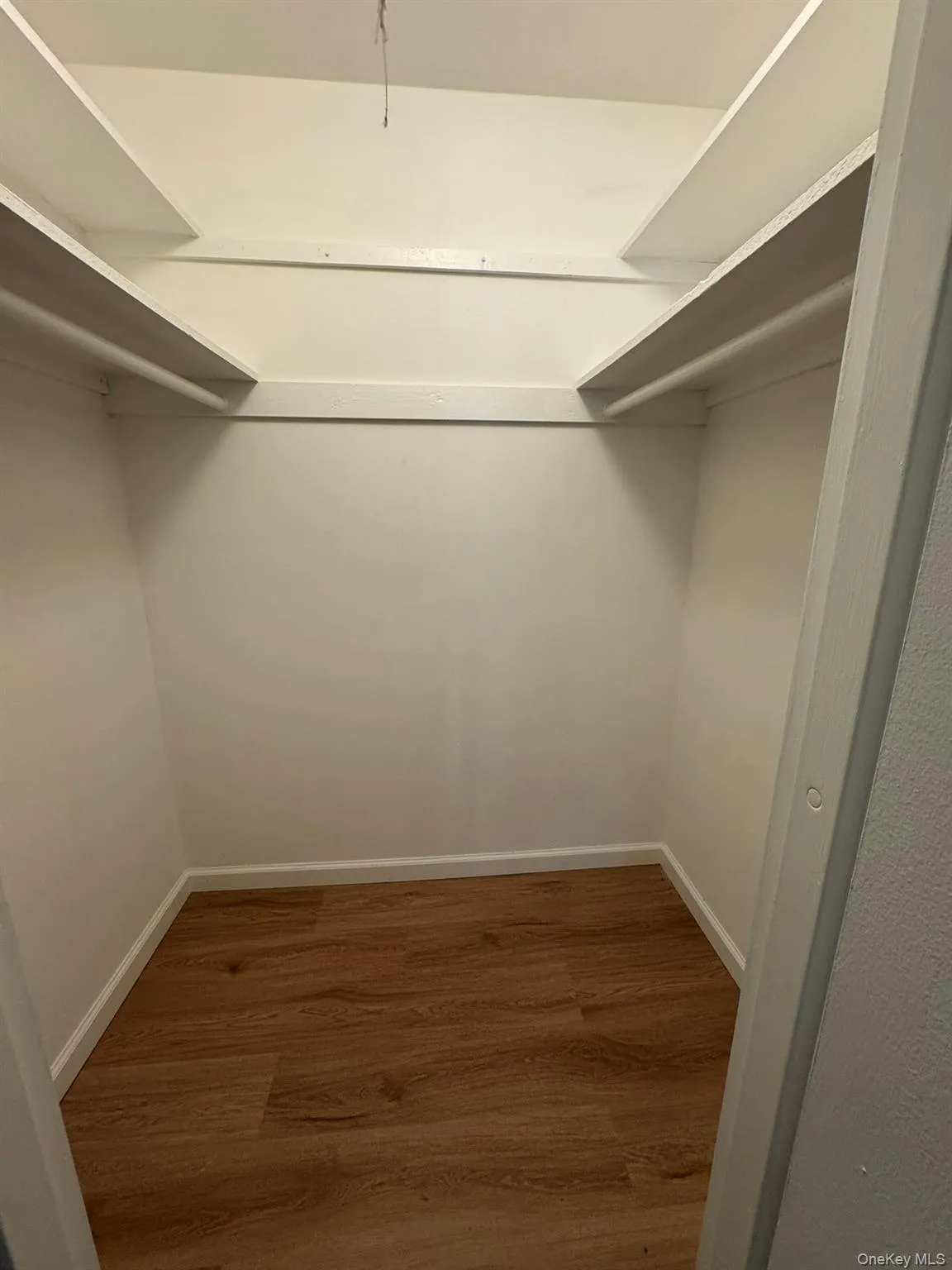 233 Sagamore Hills Drive, Brookhaven, NY, 2 Bedrooms Bedrooms, 7 Rooms Rooms,1 BathroomBathrooms,Residential,For Rent,Sagamore Hills,0,1014336 233 Sagamore Hills Drive, Brookhaven, NY, 2 Bedrooms Bedrooms, 7 Rooms Rooms,1 BathroomBathrooms,Residential,For Rent,Sagamore Hills,0,1014336