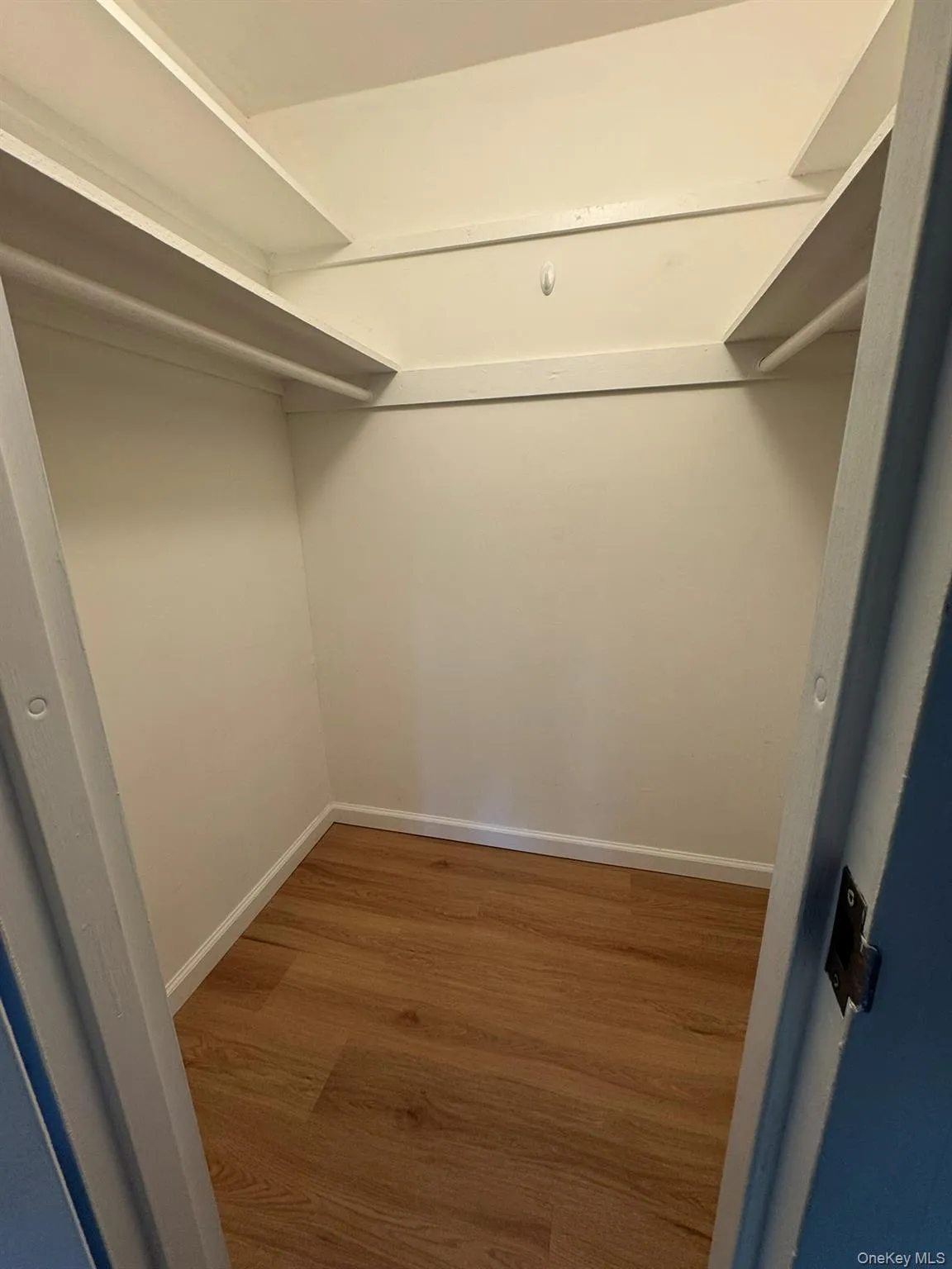 233 Sagamore Hills Drive, Brookhaven, NY, 2 Bedrooms Bedrooms, 7 Rooms Rooms,1 BathroomBathrooms,Residential,For Rent,Sagamore Hills,0,1014336 233 Sagamore Hills Drive, Brookhaven, NY, 2 Bedrooms Bedrooms, 7 Rooms Rooms,1 BathroomBathrooms,Residential,For Rent,Sagamore Hills,0,1014336