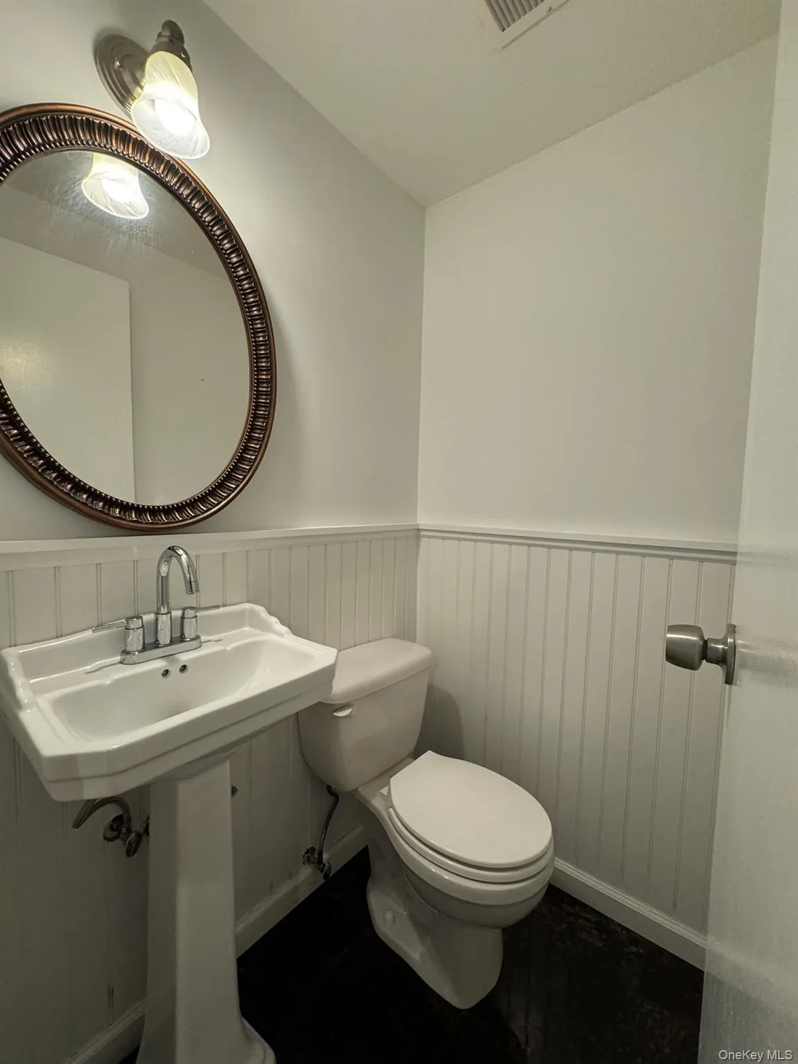 233 Sagamore Hills Drive, Brookhaven, NY, 2 Bedrooms Bedrooms, 7 Rooms Rooms,1 BathroomBathrooms,Residential,For Rent,Sagamore Hills,0,1014336 233 Sagamore Hills Drive, Brookhaven, NY, 2 Bedrooms Bedrooms, 7 Rooms Rooms,1 BathroomBathrooms,Residential,For Rent,Sagamore Hills,0,1014336