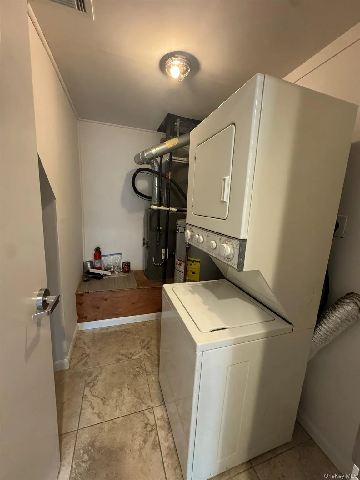 233 Sagamore Hills Drive, Brookhaven, NY, 2 Bedrooms Bedrooms, 7 Rooms Rooms,1 BathroomBathrooms,Residential,For Rent,Sagamore Hills,0,1014336 233 Sagamore Hills Drive, Brookhaven, NY, 2 Bedrooms Bedrooms, 7 Rooms Rooms,1 BathroomBathrooms,Residential,For Rent,Sagamore Hills,0,1014336