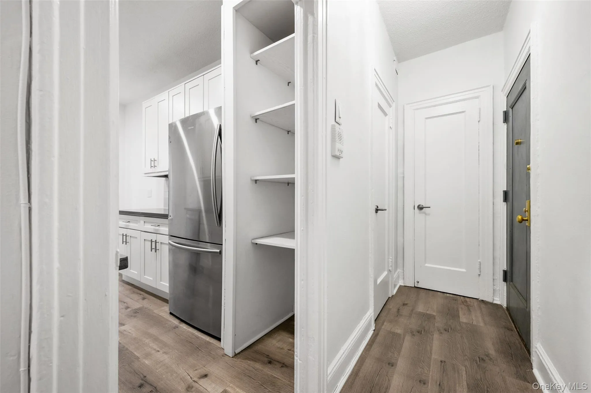 663 Locust Street, Mount Vernon, NY, 1 Bedroom Bedrooms, 3 Rooms Rooms,1 BathroomBathrooms,Residential,For Rent,Locust,0,1014340 663 Locust Street, Mount Vernon, NY, 1 Bedroom Bedrooms, 3 Rooms Rooms,1 BathroomBathrooms,Residential,For Rent,Locust,0,1014340