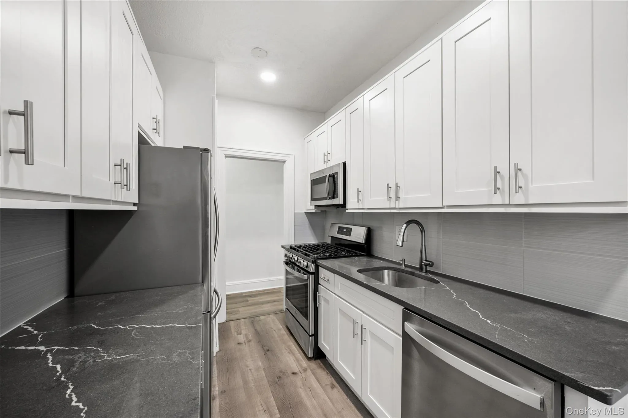 663 Locust Street, Mount Vernon, NY, 1 Bedroom Bedrooms, 3 Rooms Rooms,1 BathroomBathrooms,Residential,For Rent,Locust,0,1014340 663 Locust Street, Mount Vernon, NY, 1 Bedroom Bedrooms, 3 Rooms Rooms,1 BathroomBathrooms,Residential,For Rent,Locust,0,1014340