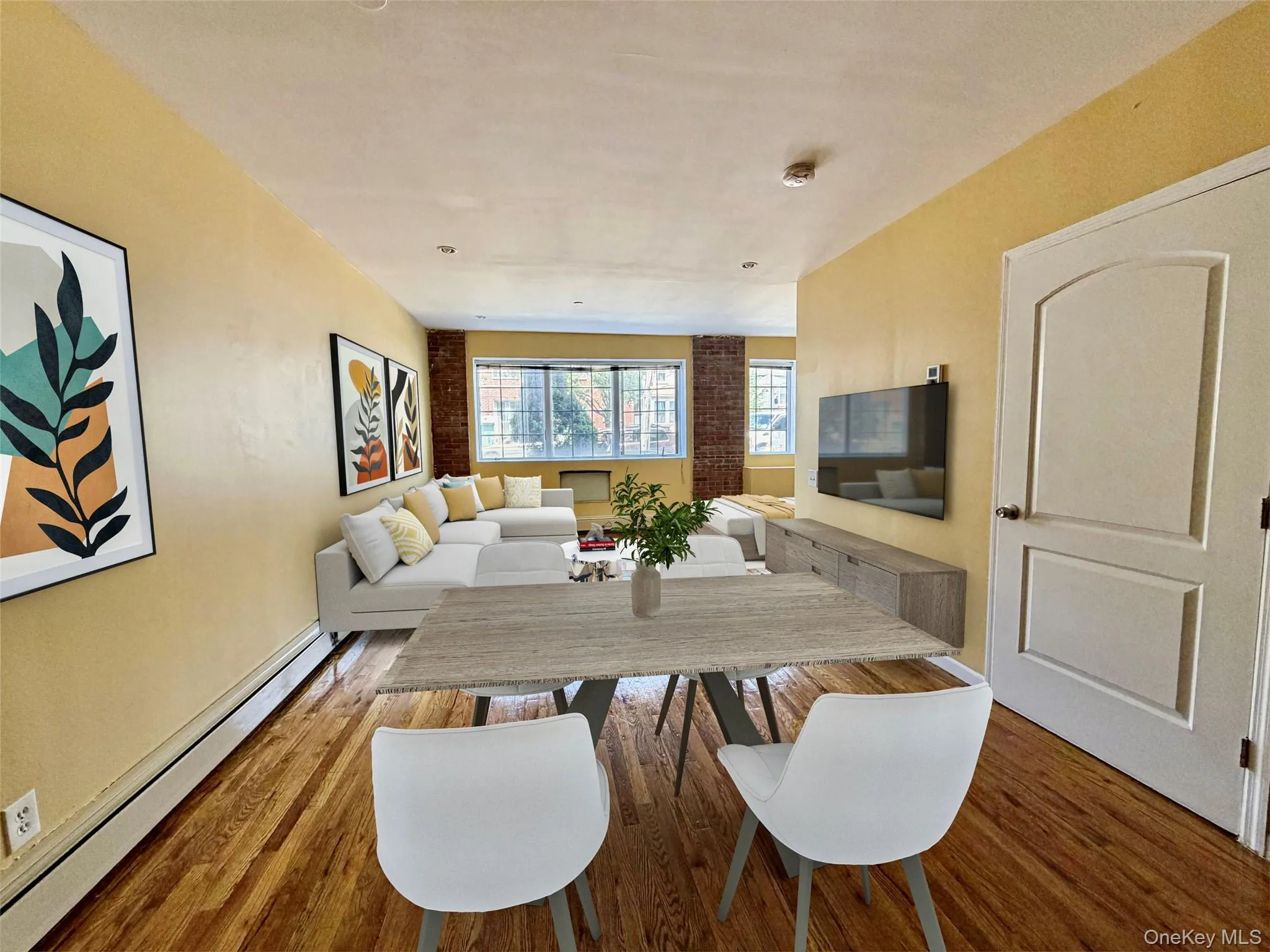 10422 39th Avenue, New York, NY, 2 Rooms Rooms,1 BathroomBathrooms,Residential Lease,For Rent,39th,0,1014341 10422 39th Avenue, New York, NY, 2 Rooms Rooms,1 BathroomBathrooms,Residential Lease,For Rent,39th,0,1014341