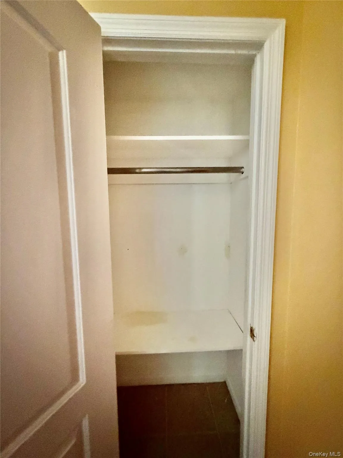 10422 39th Avenue, New York, NY, 2 Rooms Rooms,1 BathroomBathrooms,Residential Lease,For Rent,39th,0,1014341 10422 39th Avenue, New York, NY, 2 Rooms Rooms,1 BathroomBathrooms,Residential Lease,For Rent,39th,0,1014341