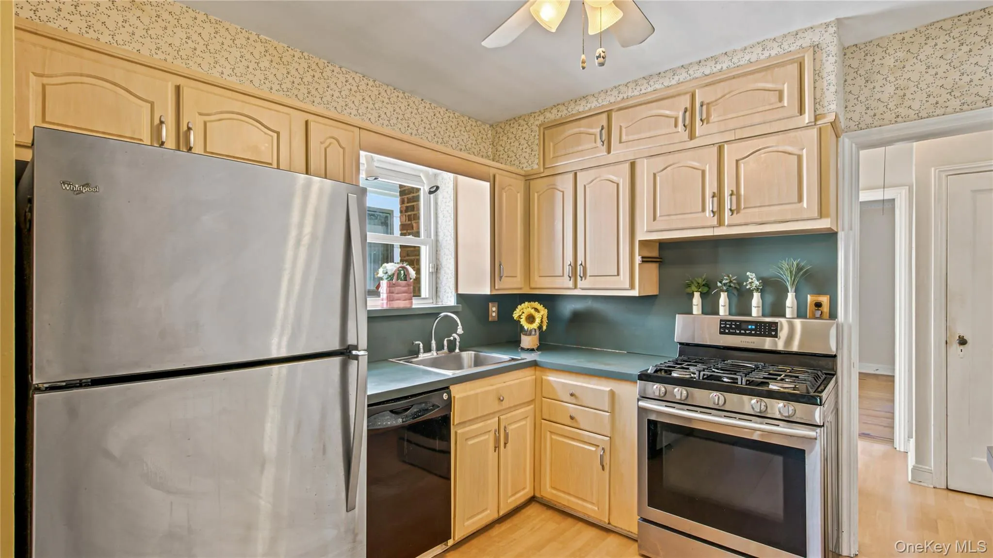 80-46 213th Street, New York, NY, 3 Bedrooms Bedrooms, 7 Rooms Rooms,2 BathroomsBathrooms,Residential,For Rent,213th,0,1014342 80-46 213th Street, New York, NY, 3 Bedrooms Bedrooms, 7 Rooms Rooms,2 BathroomsBathrooms,Residential,For Rent,213th,0,1014342