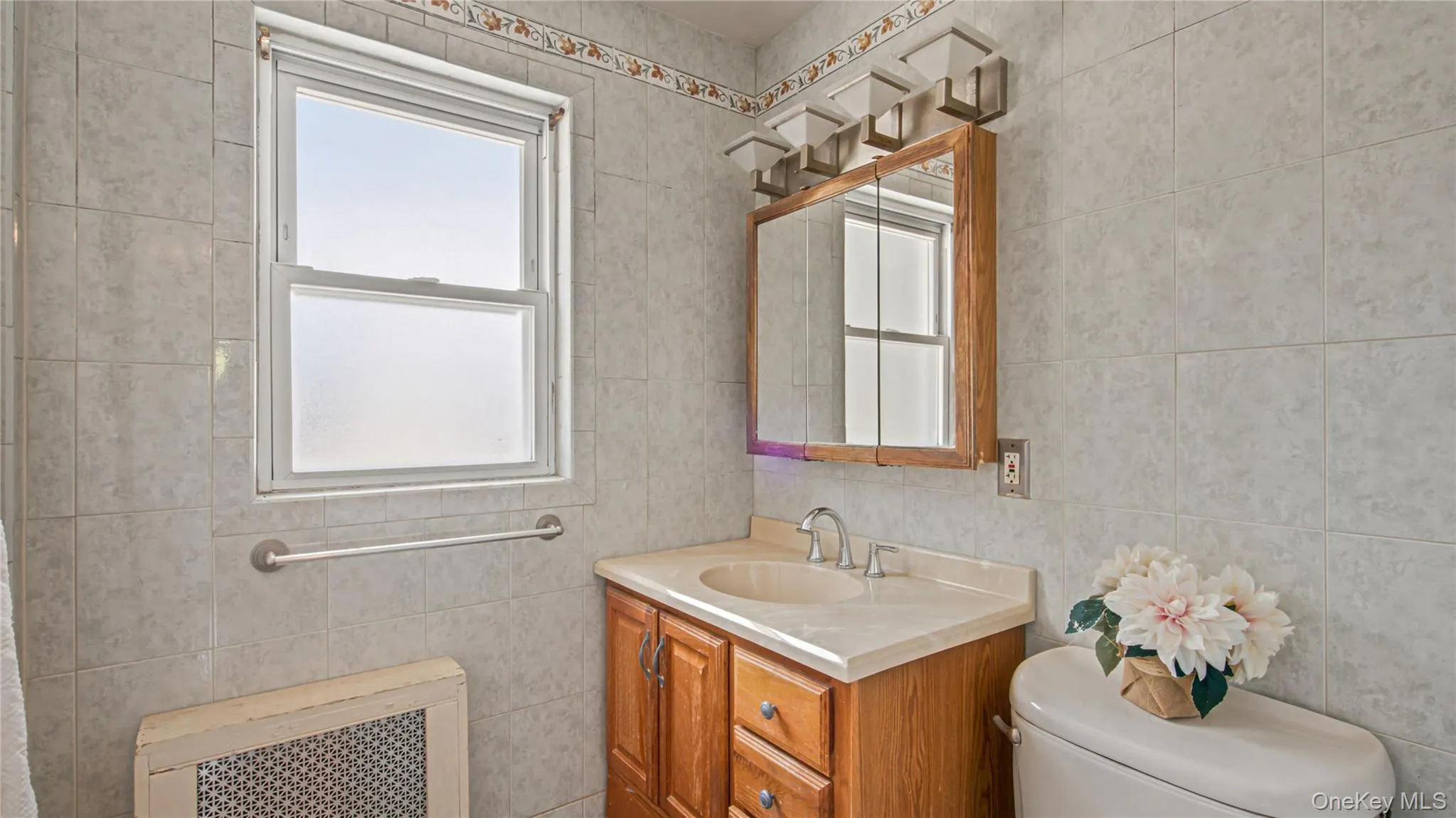 80-46 213th Street, New York, NY, 3 Bedrooms Bedrooms, 7 Rooms Rooms,2 BathroomsBathrooms,Residential,For Rent,213th,0,1014342 80-46 213th Street, New York, NY, 3 Bedrooms Bedrooms, 7 Rooms Rooms,2 BathroomsBathrooms,Residential,For Rent,213th,0,1014342