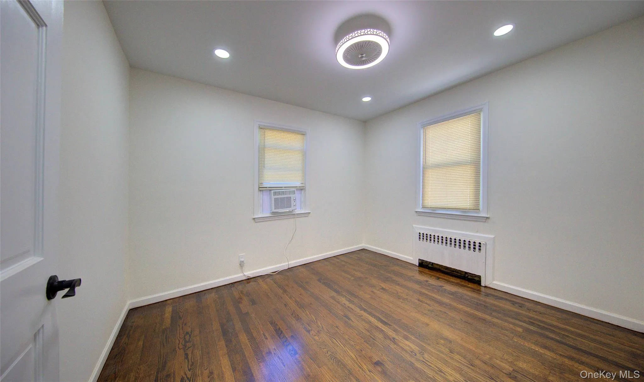 58 Weberfield Avenue, Hempstead, NY, 5 Bedrooms Bedrooms, 8 Rooms Rooms,2 BathroomsBathrooms,Residential,For Rent,Weberfield,0,1014343 58 Weberfield Avenue, Hempstead, NY, 5 Bedrooms Bedrooms, 8 Rooms Rooms,2 BathroomsBathrooms,Residential,For Rent,Weberfield,0,1014343