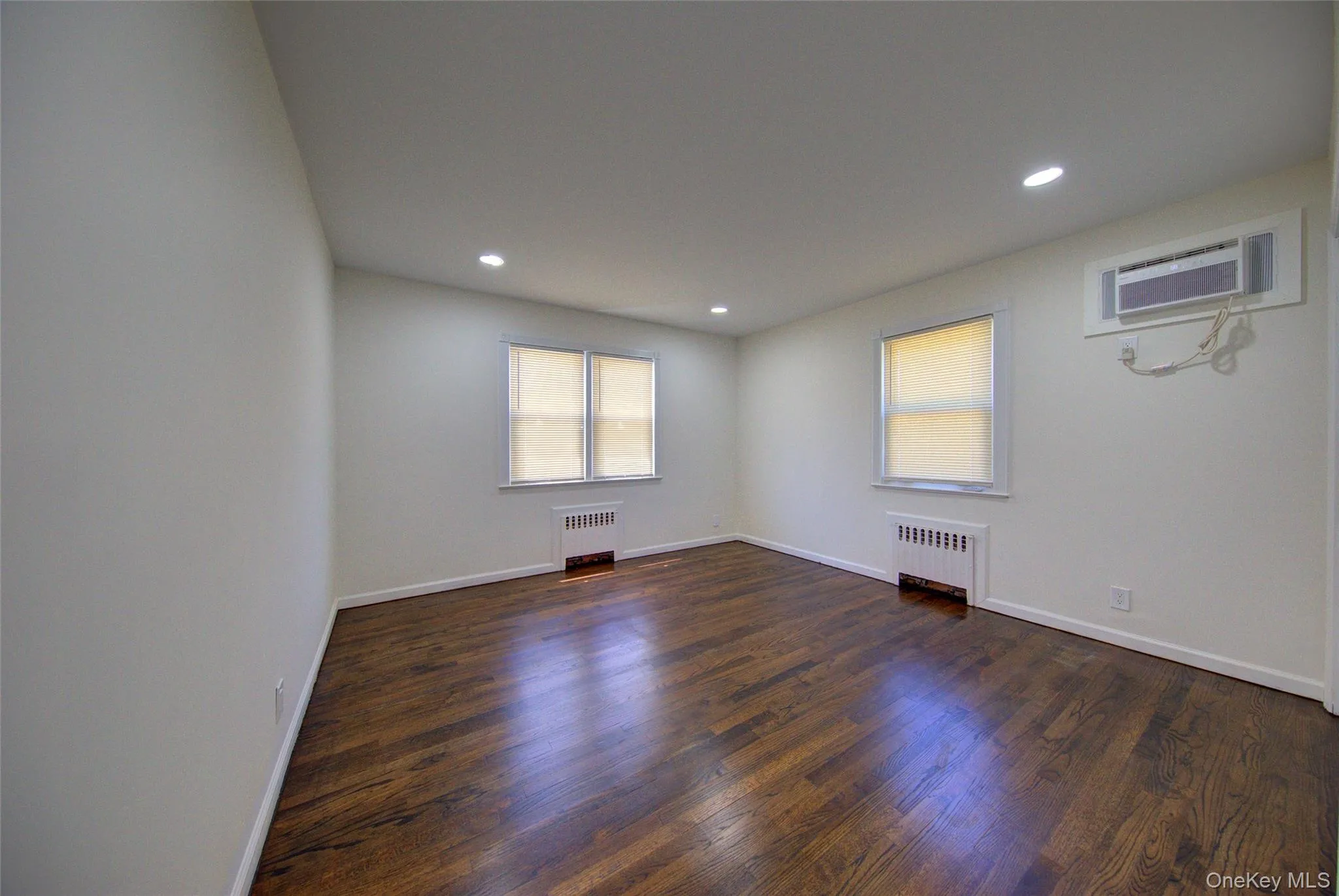 58 Weberfield Avenue, Hempstead, NY, 5 Bedrooms Bedrooms, 8 Rooms Rooms,2 BathroomsBathrooms,Residential,For Rent,Weberfield,0,1014343 58 Weberfield Avenue, Hempstead, NY, 5 Bedrooms Bedrooms, 8 Rooms Rooms,2 BathroomsBathrooms,Residential,For Rent,Weberfield,0,1014343