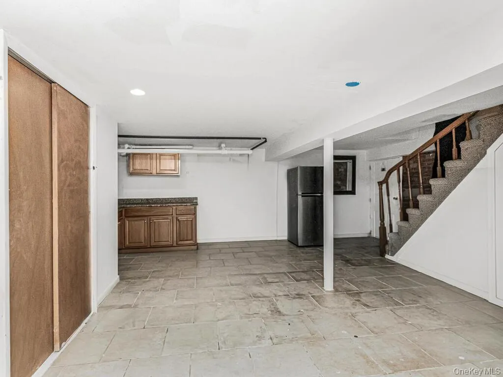 26 Normandy Road, Yonkers, NY, 5 Bedrooms Bedrooms, 10 Rooms Rooms,2 BathroomsBathrooms,Residential,For Rent,Normandy,0,1014347 26 Normandy Road, Yonkers, NY, 5 Bedrooms Bedrooms, 10 Rooms Rooms,2 BathroomsBathrooms,Residential,For Rent,Normandy,0,1014347