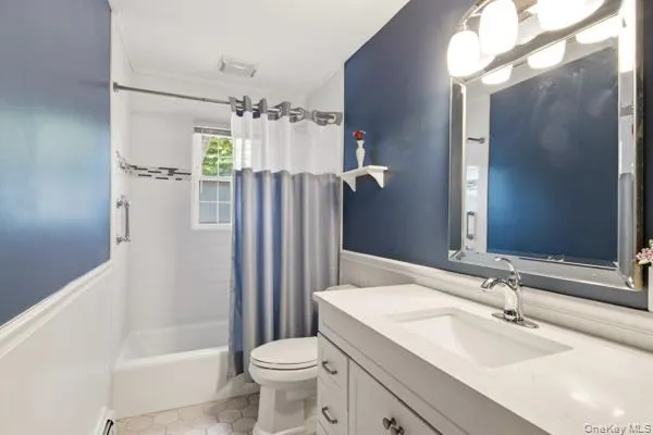 825 Karshick Street, Islip, NY, 3 Bedrooms Bedrooms, 7 Rooms Rooms,1 BathroomBathrooms,Residential,For Rent,Karshick,0,KEY1014348 825 Karshick Street, Islip, NY, 3 Bedrooms Bedrooms, 7 Rooms Rooms,1 BathroomBathrooms,Residential,For Rent,Karshick,0,KEY1014348