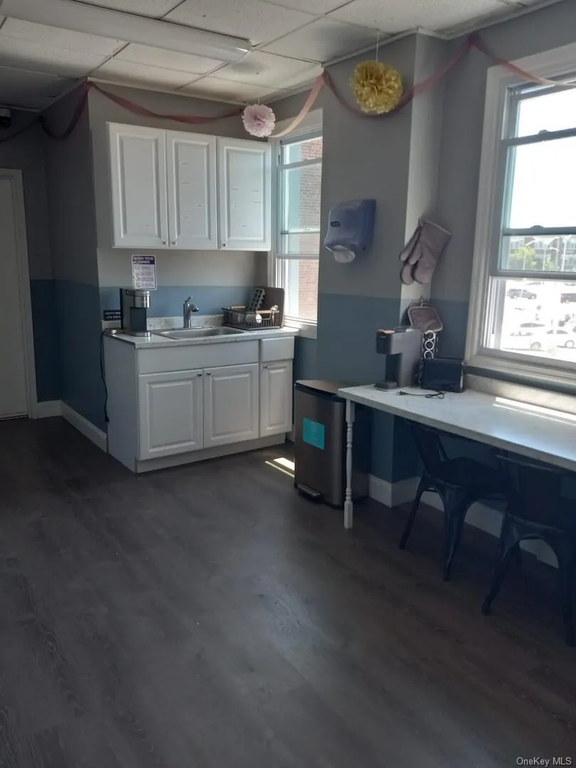 479 C Hempstead Turnpike, Hempstead, NY, ,Commercial Lease,For Rent,Hempstead Turnpike,0,1014350 479 C Hempstead Turnpike, Hempstead, NY, ,Commercial Lease,For Rent,Hempstead Turnpike,0,1014350