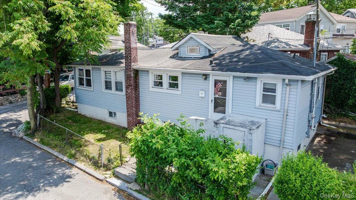47D Edgewater Park, New York, NY, 2 Bedrooms Bedrooms, 7 Rooms Rooms,1 BathroomBathrooms,Residential,For Rent,Edgewater,0,1014353 47D Edgewater Park, New York, NY, 2 Bedrooms Bedrooms, 7 Rooms Rooms,1 BathroomBathrooms,Residential,For Rent,Edgewater,0,1014353