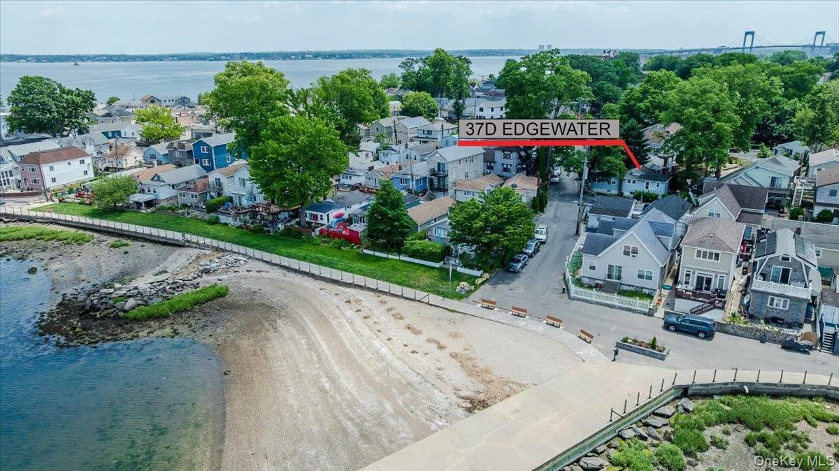 47D Edgewater Park, New York, NY, 2 Bedrooms Bedrooms, 7 Rooms Rooms,1 BathroomBathrooms,Residential,For Rent,Edgewater,0,1014353 47D Edgewater Park, New York, NY, 2 Bedrooms Bedrooms, 7 Rooms Rooms,1 BathroomBathrooms,Residential,For Rent,Edgewater,0,1014353