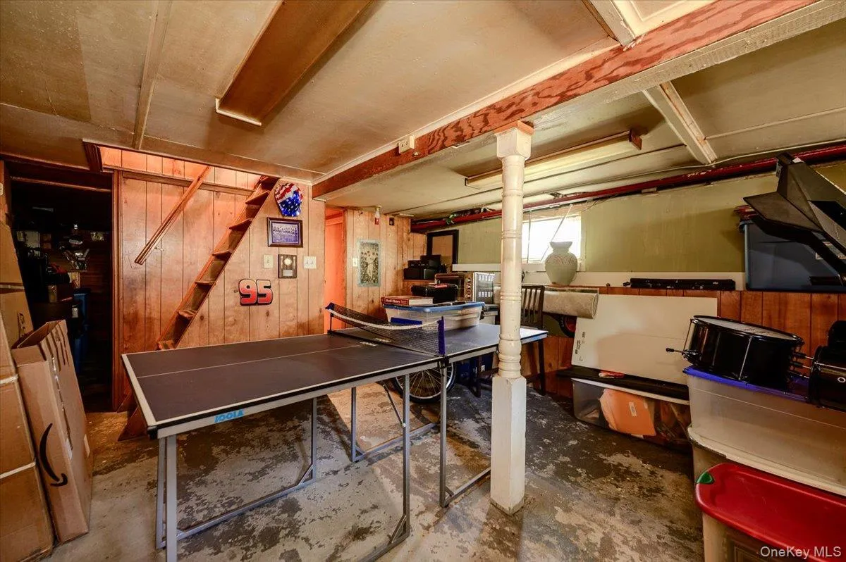 47D Edgewater Park, New York, NY, 2 Bedrooms Bedrooms, 7 Rooms Rooms,1 BathroomBathrooms,Residential,For Rent,Edgewater,0,1014353 47D Edgewater Park, New York, NY, 2 Bedrooms Bedrooms, 7 Rooms Rooms,1 BathroomBathrooms,Residential,For Rent,Edgewater,0,1014353