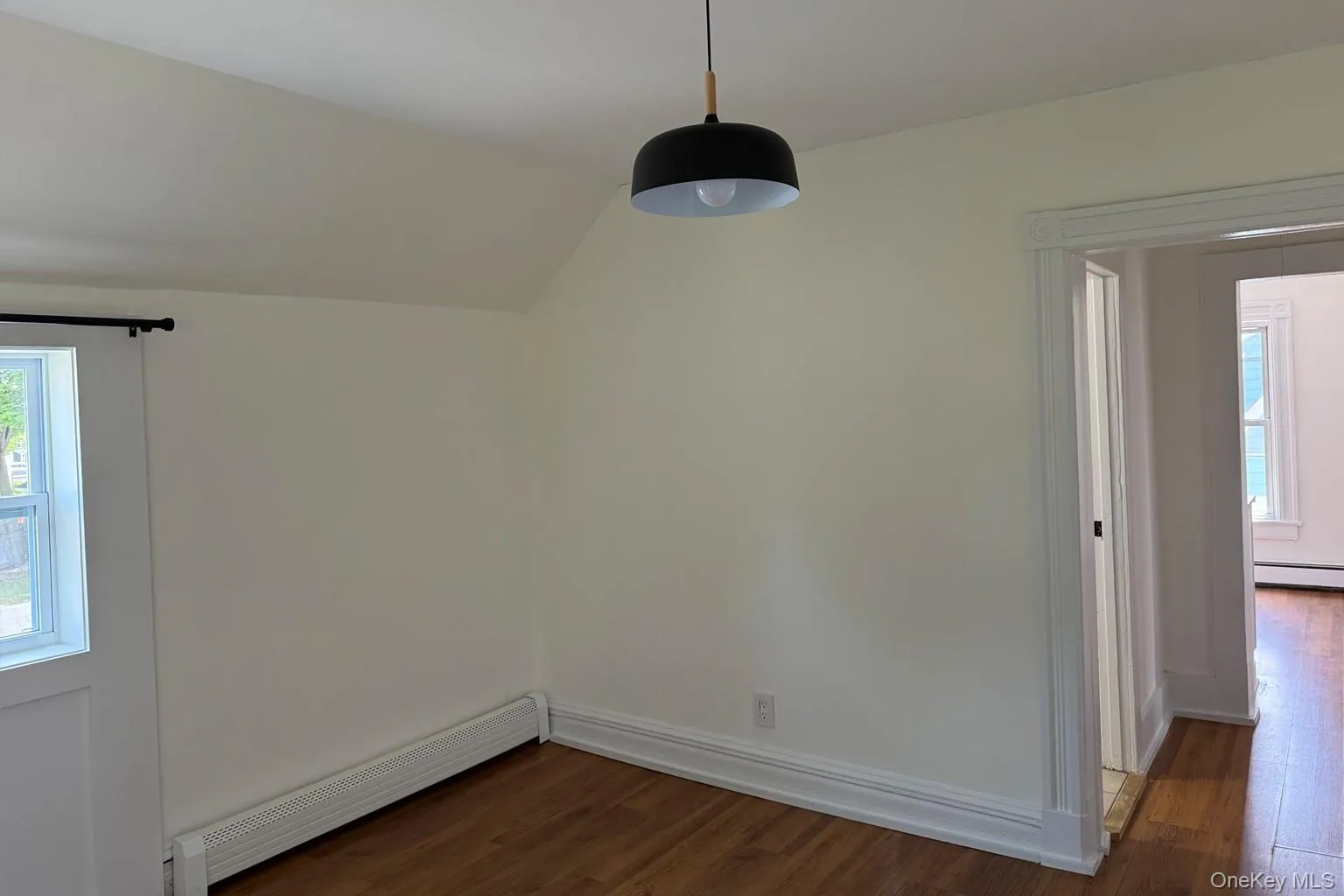 154 High Street, Babylon, NY, 1 Bedroom Bedrooms, 3 Rooms Rooms,1 BathroomBathrooms,Residential Lease,For Rent,High,0,1014354 154 High Street, Babylon, NY, 1 Bedroom Bedrooms, 3 Rooms Rooms,1 BathroomBathrooms,Residential Lease,For Rent,High,0,1014354