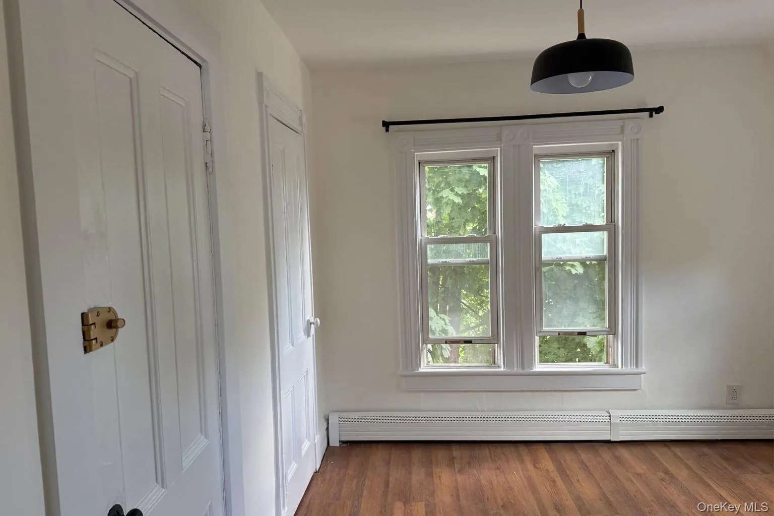 154 High Street, Babylon, NY, 1 Bedroom Bedrooms, 3 Rooms Rooms,1 BathroomBathrooms,Residential Lease,For Rent,High,0,1014354 154 High Street, Babylon, NY, 1 Bedroom Bedrooms, 3 Rooms Rooms,1 BathroomBathrooms,Residential Lease,For Rent,High,0,1014354