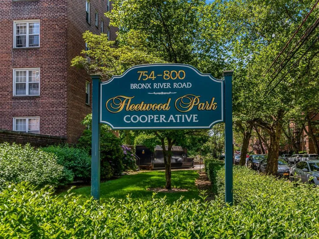 780 Bronx River Road, New York, NY, 1 Bedroom Bedrooms, 4 Rooms Rooms,1 BathroomBathrooms,Residential,For Rent,Bronx River,0,1014359 780 Bronx River Road, New York, NY, 1 Bedroom Bedrooms, 4 Rooms Rooms,1 BathroomBathrooms,Residential,For Rent,Bronx River,0,1014359