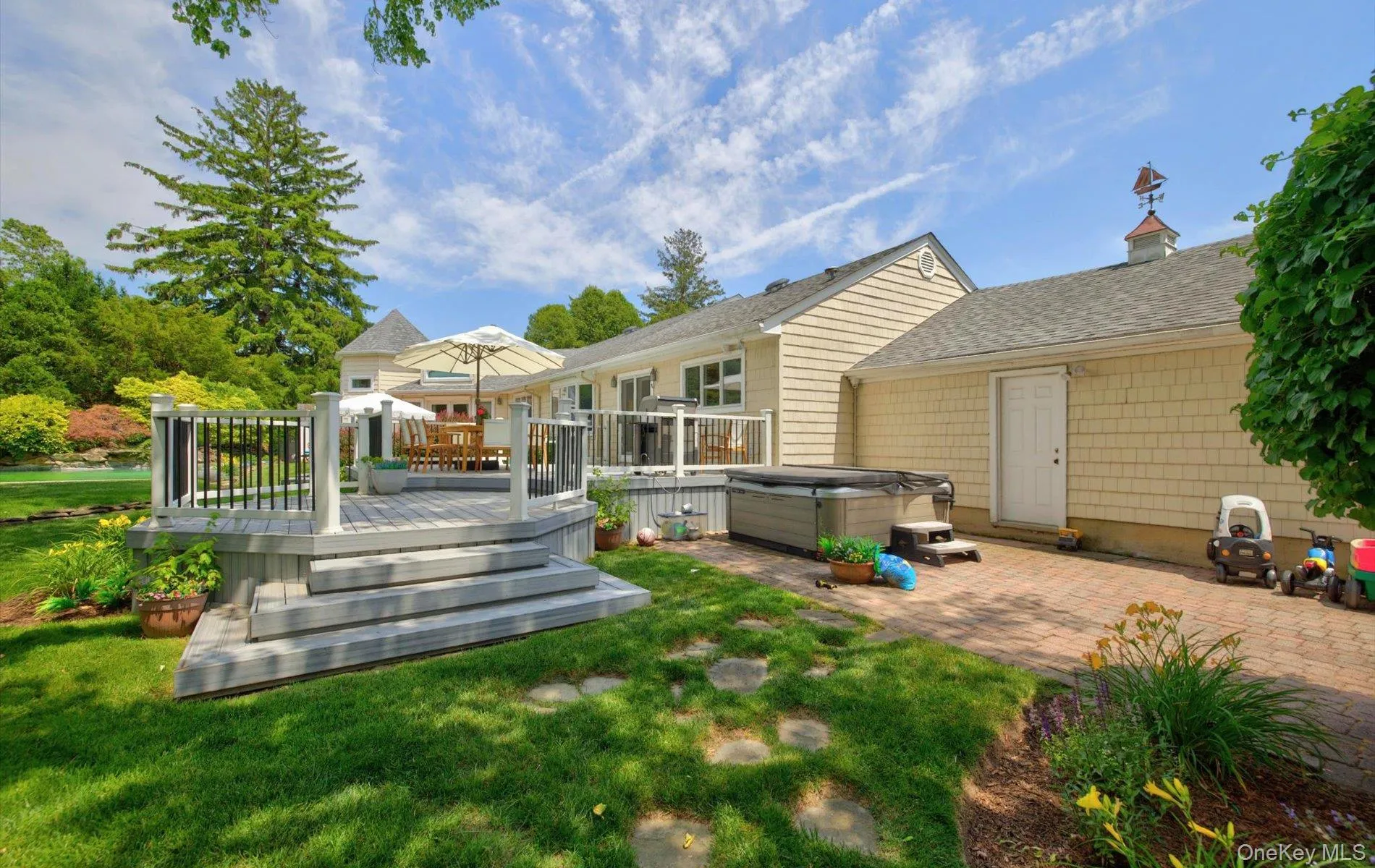 81 Lawrence Hill Road, Huntington, NY, 3 Bedrooms Bedrooms, 6 Rooms Rooms,2 BathroomsBathrooms,Residential,For Rent,Lawrence Hill,0,KEY1014360 81 Lawrence Hill Road, Huntington, NY, 3 Bedrooms Bedrooms, 6 Rooms Rooms,2 BathroomsBathrooms,Residential,For Rent,Lawrence Hill,0,KEY1014360