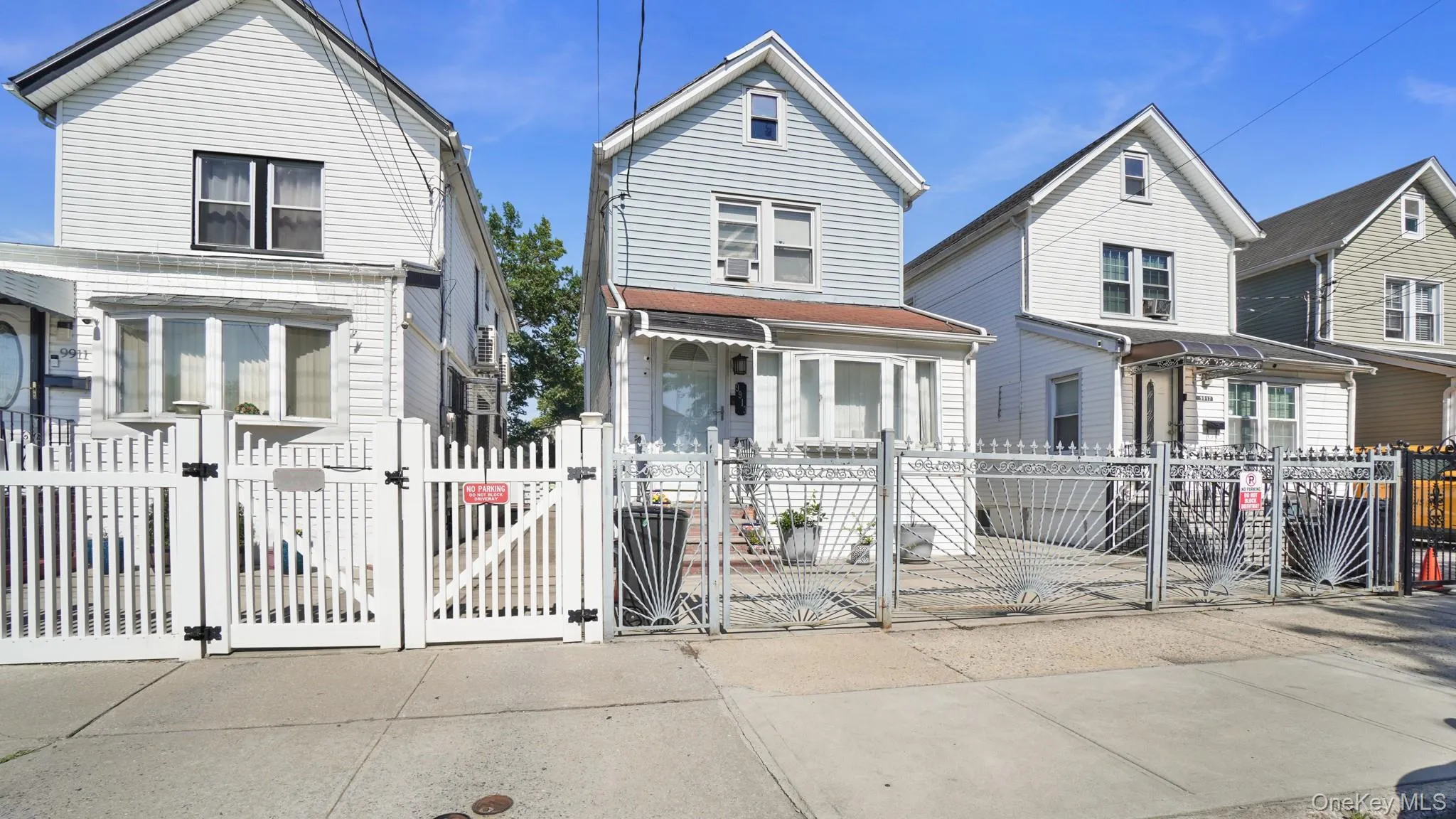 99-13 215th Street, New York, NY, 4 Bedrooms Bedrooms, 10 Rooms Rooms,2 BathroomsBathrooms,Residential,For Rent,215th,0,1014366 99-13 215th Street, New York, NY, 4 Bedrooms Bedrooms, 10 Rooms Rooms,2 BathroomsBathrooms,Residential,For Rent,215th,0,1014366