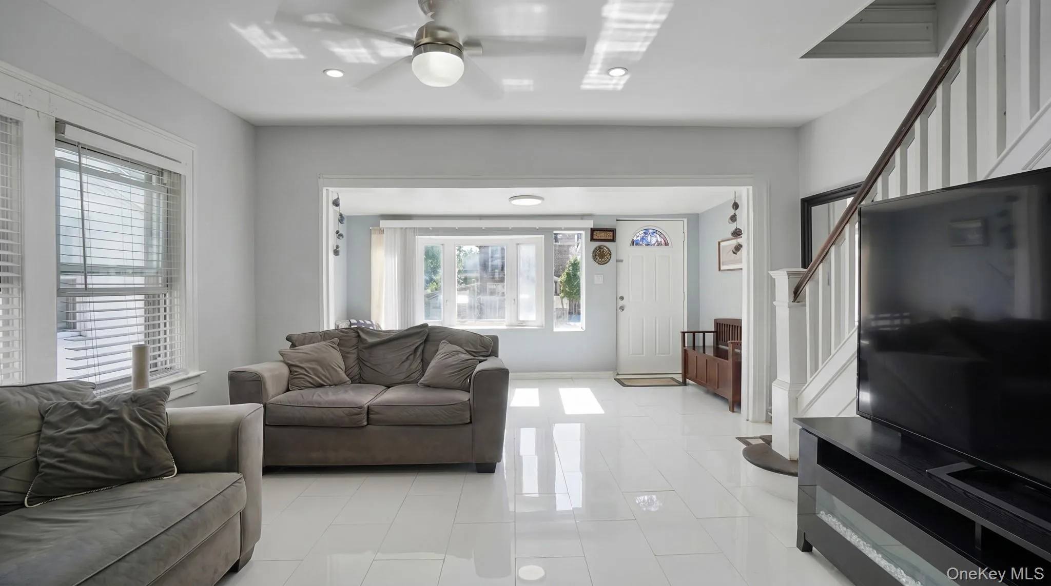 99-13 215th Street, New York, NY, 4 Bedrooms Bedrooms, 10 Rooms Rooms,2 BathroomsBathrooms,Residential,For Rent,215th,0,1014366 99-13 215th Street, New York, NY, 4 Bedrooms Bedrooms, 10 Rooms Rooms,2 BathroomsBathrooms,Residential,For Rent,215th,0,1014366