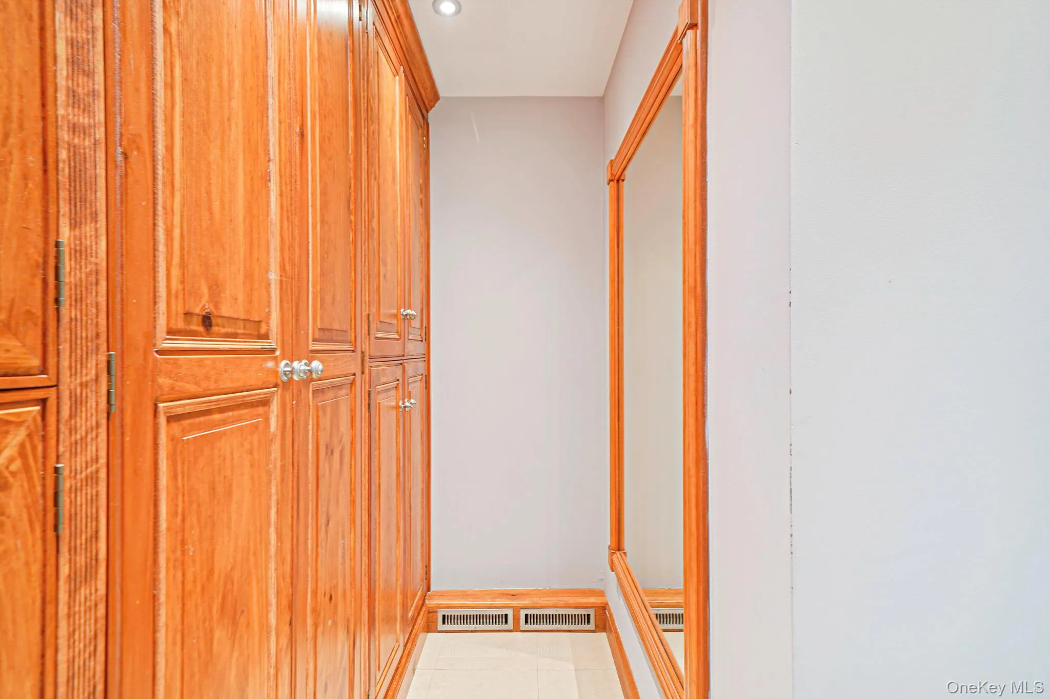 1 Settler Drive, Brookhaven, NY, 4 Bedrooms Bedrooms, 8 Rooms Rooms,2 BathroomsBathrooms,Residential,For Rent,Settler,0,KEY1014367 1 Settler Drive, Brookhaven, NY, 4 Bedrooms Bedrooms, 8 Rooms Rooms,2 BathroomsBathrooms,Residential,For Rent,Settler,0,KEY1014367