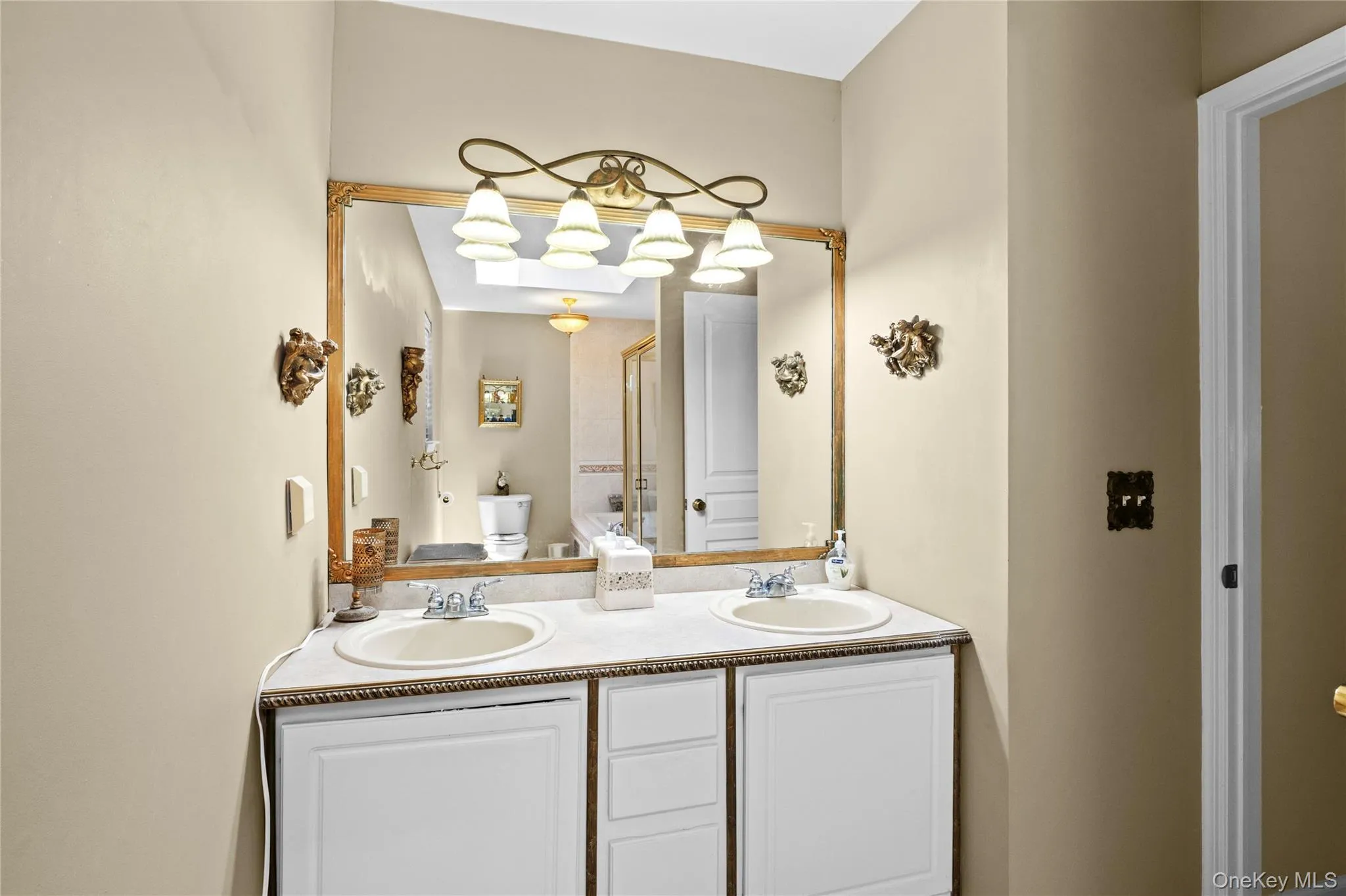 67 Oak Street, Brookhaven, NY, 4 Bedrooms Bedrooms, 10 Rooms Rooms,3 BathroomsBathrooms,Residential,For Rent,Oak,0,1014370 67 Oak Street, Brookhaven, NY, 4 Bedrooms Bedrooms, 10 Rooms Rooms,3 BathroomsBathrooms,Residential,For Rent,Oak,0,1014370