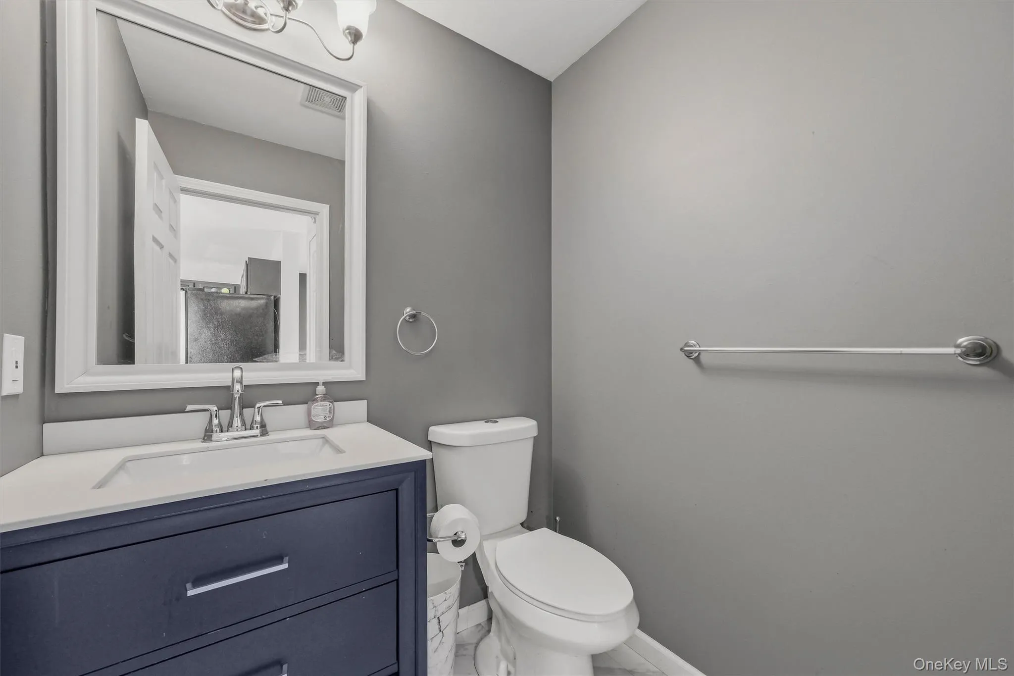 70 Peach Place, Middletown, NY, 3 Bedrooms Bedrooms, 7 Rooms Rooms,2 BathroomsBathrooms,Residential,For Rent,Peach,0,1014371 70 Peach Place, Middletown, NY, 3 Bedrooms Bedrooms, 7 Rooms Rooms,2 BathroomsBathrooms,Residential,For Rent,Peach,0,1014371