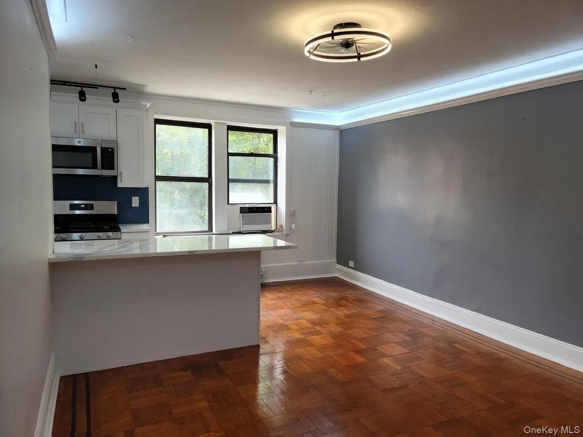 1 Broad Parkway, White Plains, NY, 1 Bedroom Bedrooms, 2 Rooms Rooms,1 BathroomBathrooms,Residential Lease,For Rent,Broad,0,1014376 1 Broad Parkway, White Plains, NY, 1 Bedroom Bedrooms, 2 Rooms Rooms,1 BathroomBathrooms,Residential Lease,For Rent,Broad,0,1014376