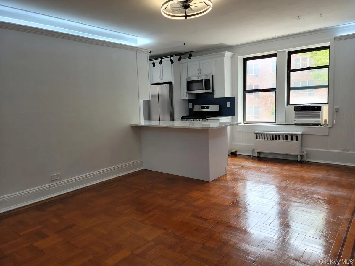 1 Broad Parkway, White Plains, NY, 1 Bedroom Bedrooms, 2 Rooms Rooms,1 BathroomBathrooms,Residential Lease,For Rent,Broad,0,1014376 1 Broad Parkway, White Plains, NY, 1 Bedroom Bedrooms, 2 Rooms Rooms,1 BathroomBathrooms,Residential Lease,For Rent,Broad,0,1014376