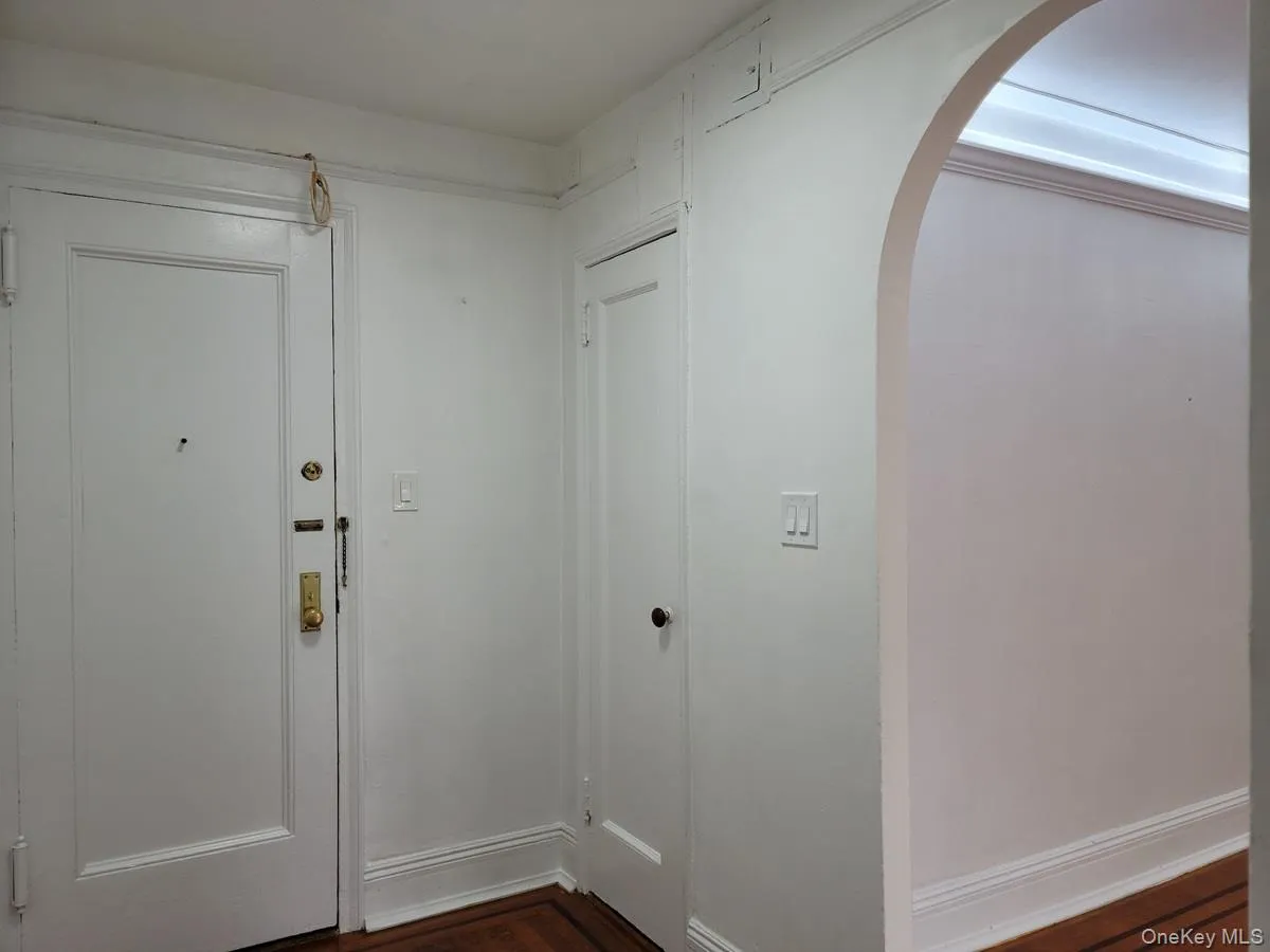 1 Broad Parkway, White Plains, NY, 1 Bedroom Bedrooms, 2 Rooms Rooms,1 BathroomBathrooms,Residential Lease,For Rent,Broad,0,1014376 1 Broad Parkway, White Plains, NY, 1 Bedroom Bedrooms, 2 Rooms Rooms,1 BathroomBathrooms,Residential Lease,For Rent,Broad,0,1014376