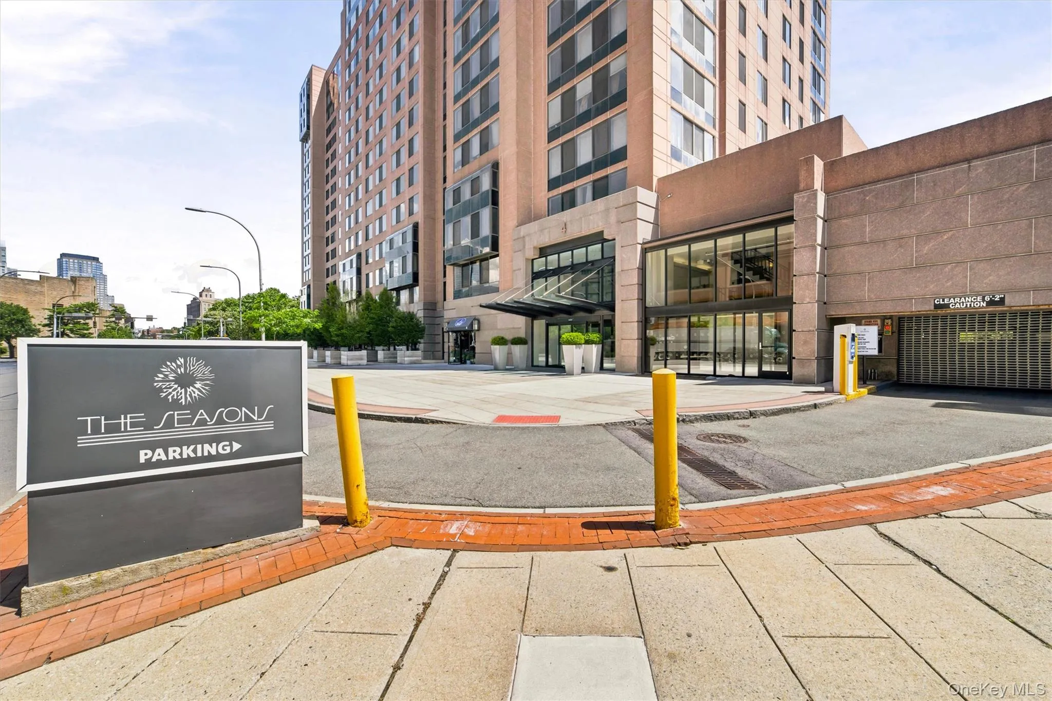 4 Martine Avenue, White Plains, NY, 1 Bedroom Bedrooms, 4 Rooms Rooms,1 BathroomBathrooms,Residential Lease,For Rent,Martine,0,KEY1014377 4 Martine Avenue, White Plains, NY, 1 Bedroom Bedrooms, 4 Rooms Rooms,1 BathroomBathrooms,Residential Lease,For Rent,Martine,0,KEY1014377