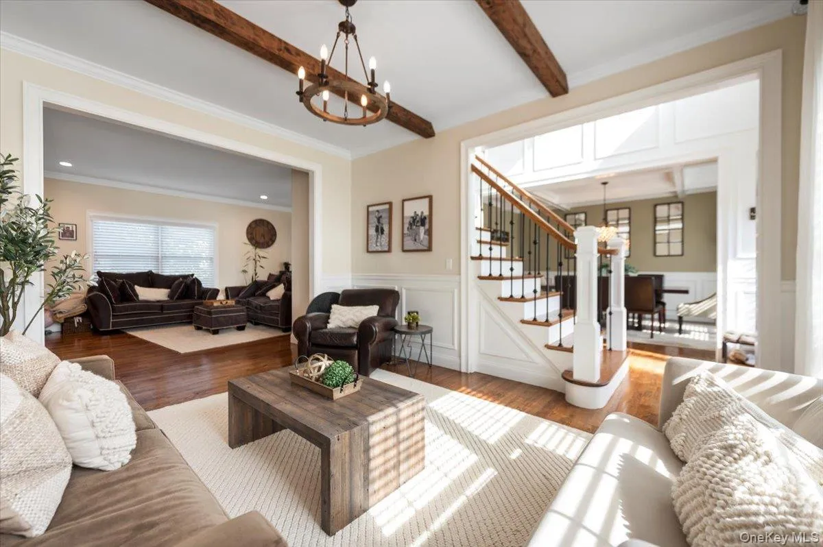 7 Highwater Avenue, Oyster Bay, NY, 4 Bedrooms Bedrooms, 9 Rooms Rooms,2 BathroomsBathrooms,Residential,For Rent,Highwater,0,1014383 7 Highwater Avenue, Oyster Bay, NY, 4 Bedrooms Bedrooms, 9 Rooms Rooms,2 BathroomsBathrooms,Residential,For Rent,Highwater,0,1014383