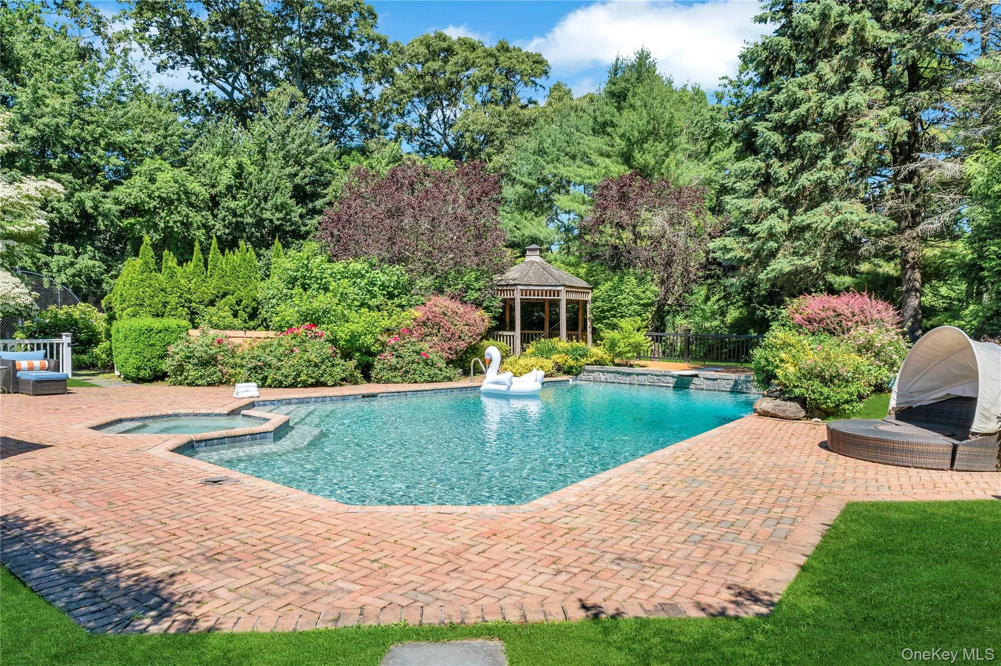 110 Linden Lane, Oyster Bay, NY, 6 Bedrooms Bedrooms, 17 Rooms Rooms,4 BathroomsBathrooms,Residential,For Rent,Linden,0,1014387 110 Linden Lane, Oyster Bay, NY, 6 Bedrooms Bedrooms, 17 Rooms Rooms,4 BathroomsBathrooms,Residential,For Rent,Linden,0,1014387