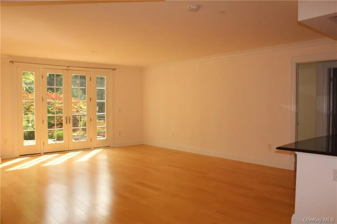 Light and bright living room. Light and bright living room.