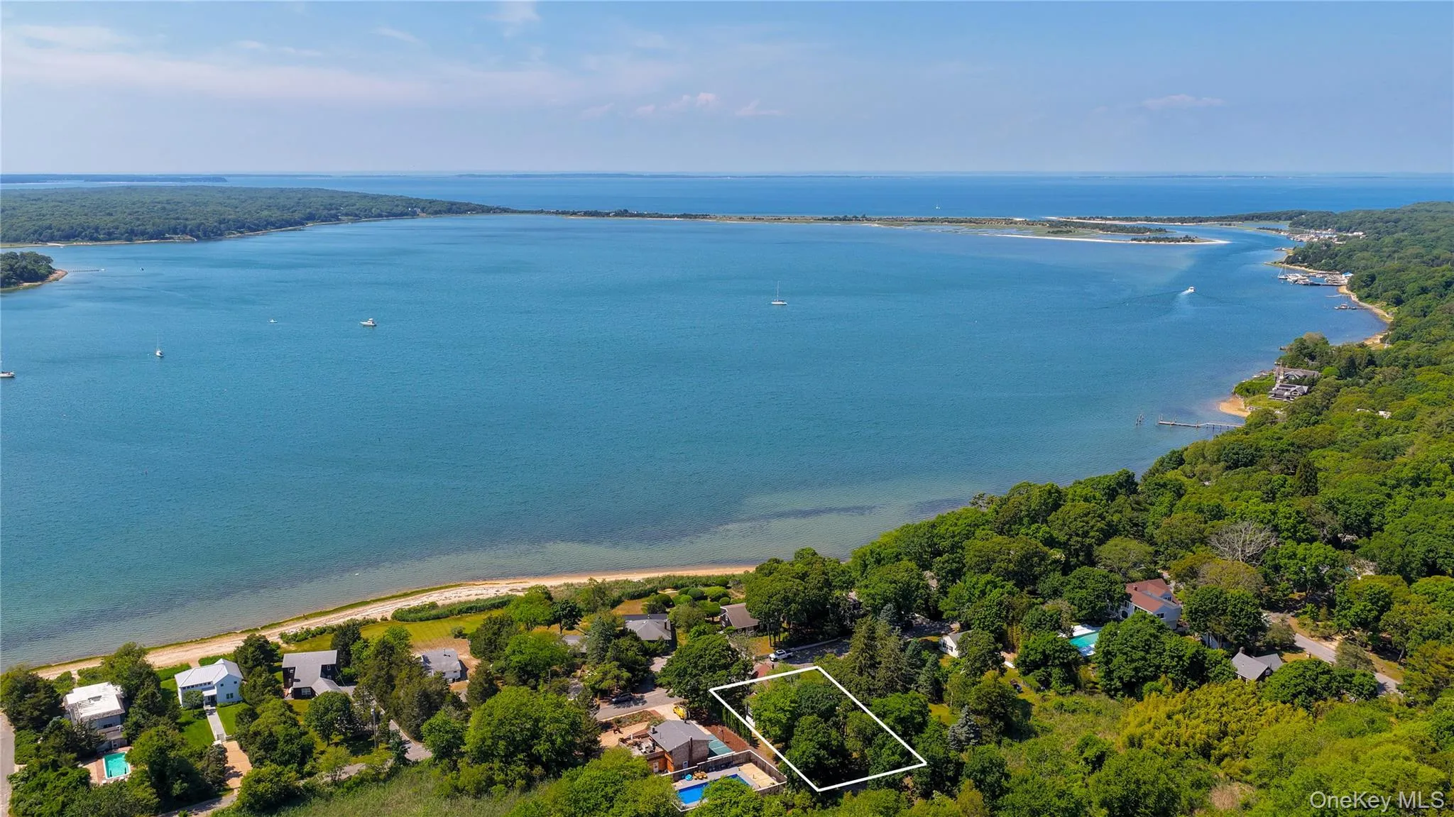 18 Breeze Hill Road, East Hampton, NY, 4 Bedrooms Bedrooms, 7 Rooms Rooms,2 BathroomsBathrooms,Residential,For Rent,Breeze Hill,0,1014390 18 Breeze Hill Road, East Hampton, NY, 4 Bedrooms Bedrooms, 7 Rooms Rooms,2 BathroomsBathrooms,Residential,For Rent,Breeze Hill,0,1014390