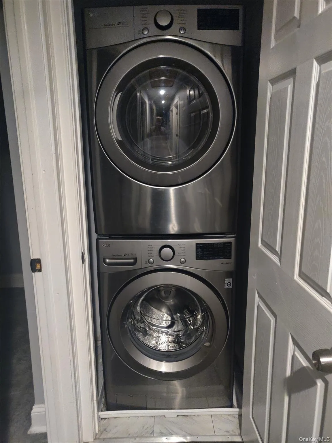 5 Pamela Lane, Brookhaven, NY, 3 Bedrooms Bedrooms, 5 Rooms Rooms,1 BathroomBathrooms,Residential Lease,For Rent,Pamela,0,1014396 5 Pamela Lane, Brookhaven, NY, 3 Bedrooms Bedrooms, 5 Rooms Rooms,1 BathroomBathrooms,Residential Lease,For Rent,Pamela,0,1014396