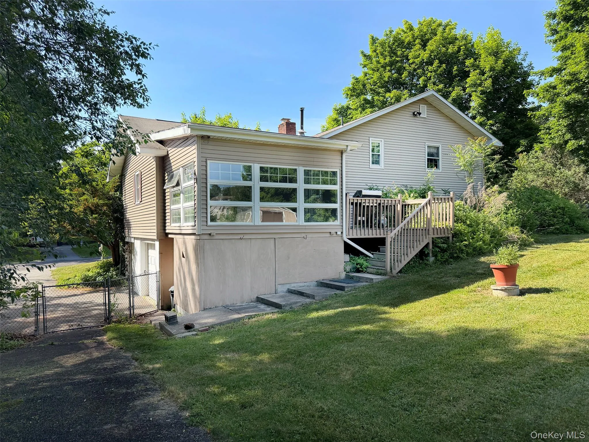 4 Lorelei Drive, Middletown, NY, 3 Bedrooms Bedrooms, 7 Rooms Rooms,2 BathroomsBathrooms,Residential,For Rent,Lorelei,0,1014402 4 Lorelei Drive, Middletown, NY, 3 Bedrooms Bedrooms, 7 Rooms Rooms,2 BathroomsBathrooms,Residential,For Rent,Lorelei,0,1014402
