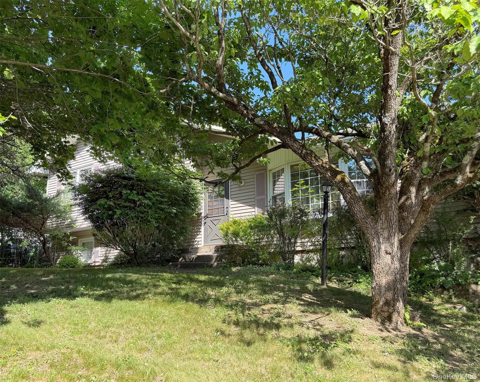 4 Lorelei Drive, Middletown, NY, 3 Bedrooms Bedrooms, 7 Rooms Rooms,2 BathroomsBathrooms,Residential,For Rent,Lorelei,0,1014402 4 Lorelei Drive, Middletown, NY, 3 Bedrooms Bedrooms, 7 Rooms Rooms,2 BathroomsBathrooms,Residential,For Rent,Lorelei,0,1014402