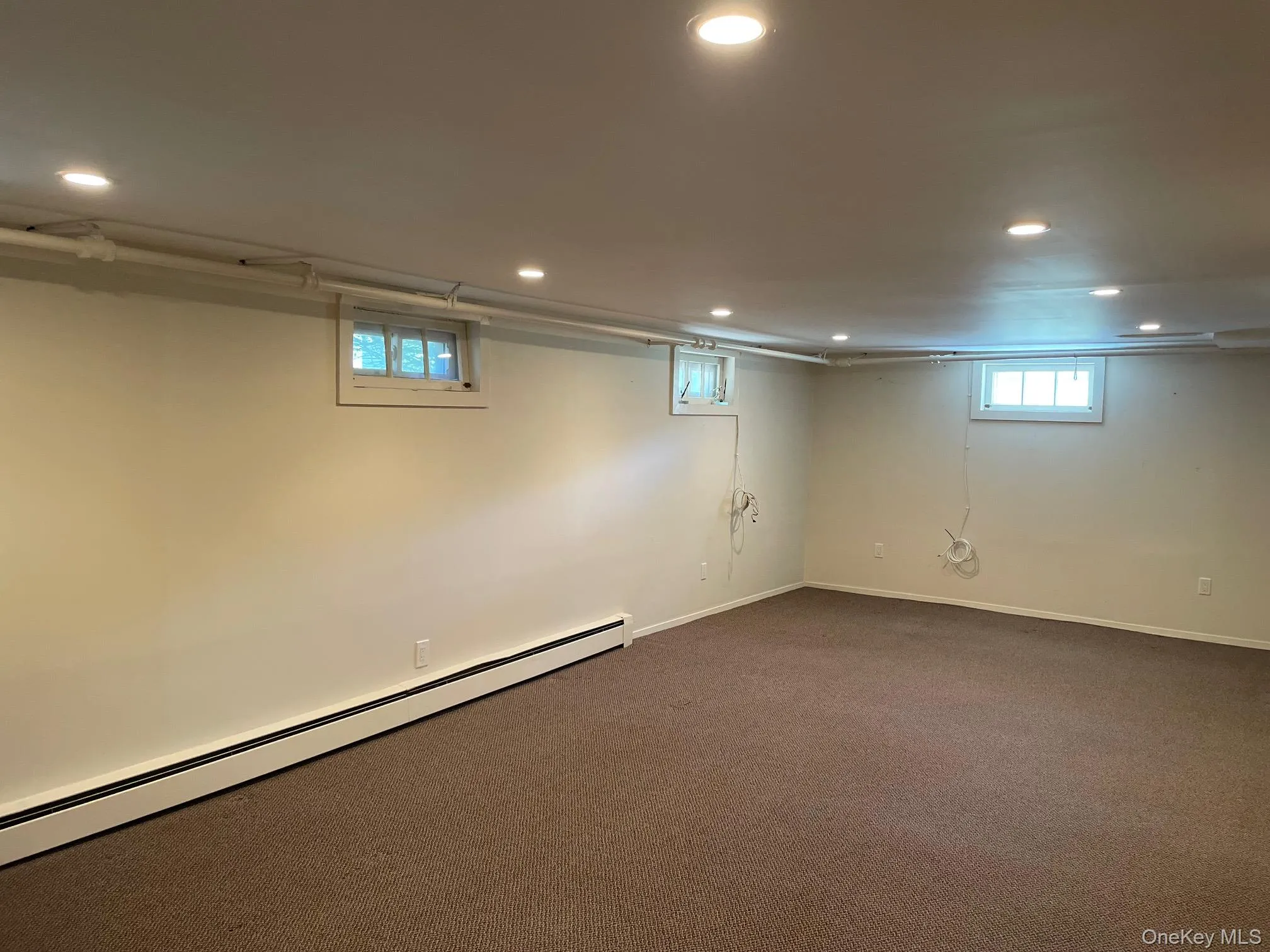 20 Gainsboro, Oyster Bay, NY, 3 Bedrooms Bedrooms, 6 Rooms Rooms,1 BathroomBathrooms,Residential Lease,For Rent,Gainsboro,0,1014404 20 Gainsboro, Oyster Bay, NY, 3 Bedrooms Bedrooms, 6 Rooms Rooms,1 BathroomBathrooms,Residential Lease,For Rent,Gainsboro,0,1014404