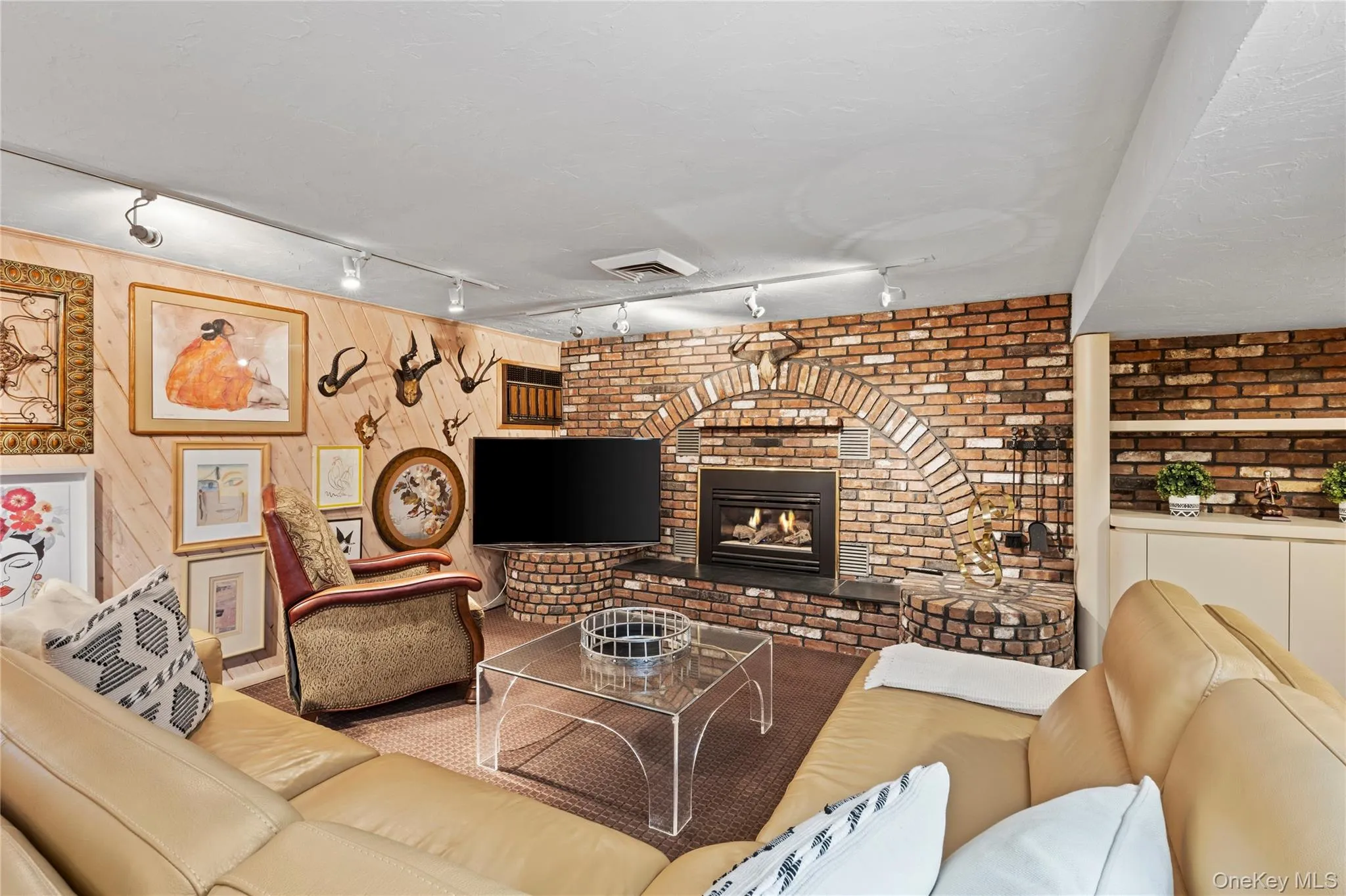 2969 Hampton Court, Hempstead, NY, 4 Bedrooms Bedrooms, 9 Rooms Rooms,2 BathroomsBathrooms,Residential,For Rent,Hampton,0,1014405 2969 Hampton Court, Hempstead, NY, 4 Bedrooms Bedrooms, 9 Rooms Rooms,2 BathroomsBathrooms,Residential,For Rent,Hampton,0,1014405