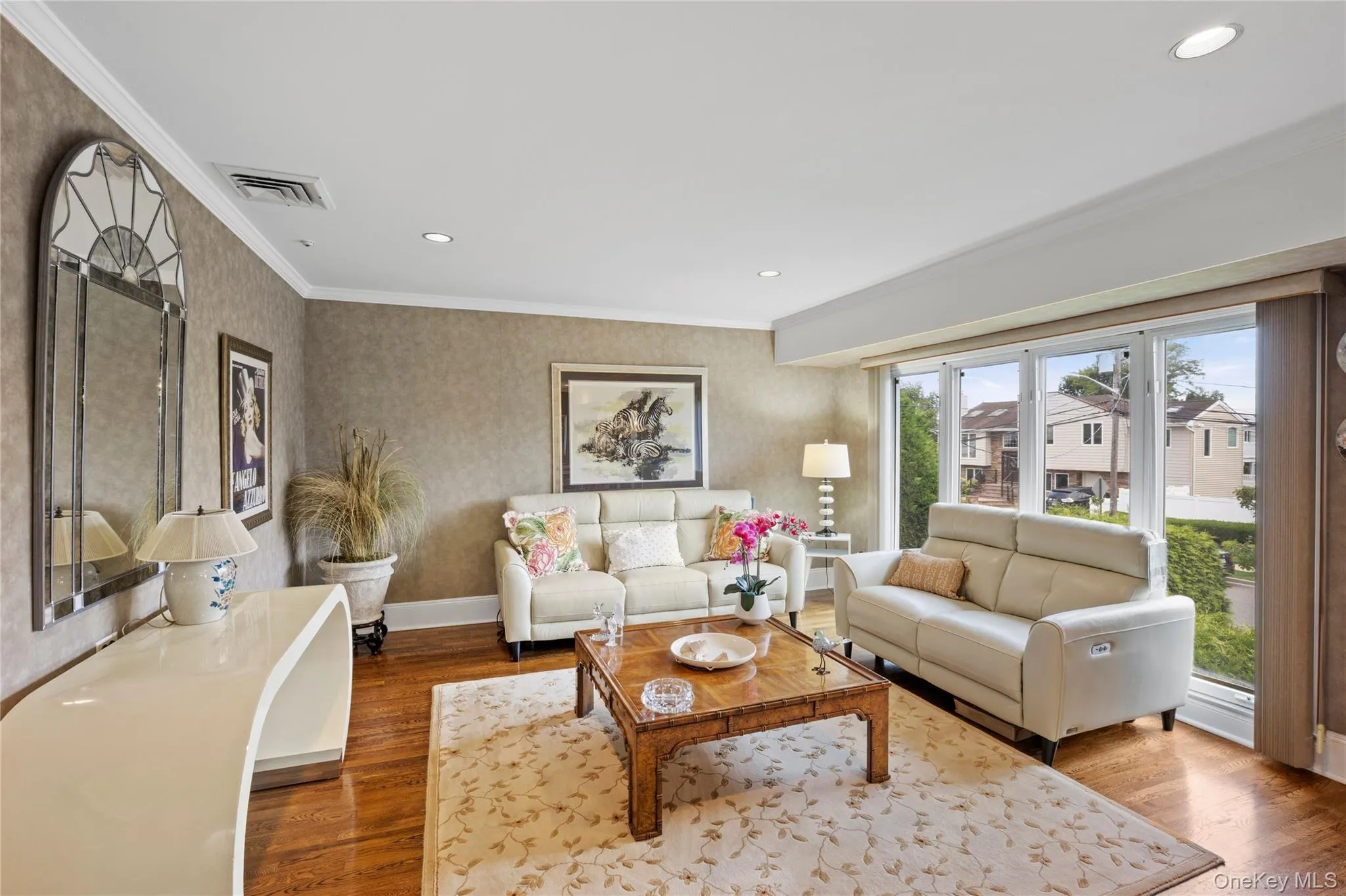 2969 Hampton Court, Hempstead, NY, 4 Bedrooms Bedrooms, 9 Rooms Rooms,2 BathroomsBathrooms,Residential,For Rent,Hampton,0,1014405 2969 Hampton Court, Hempstead, NY, 4 Bedrooms Bedrooms, 9 Rooms Rooms,2 BathroomsBathrooms,Residential,For Rent,Hampton,0,1014405