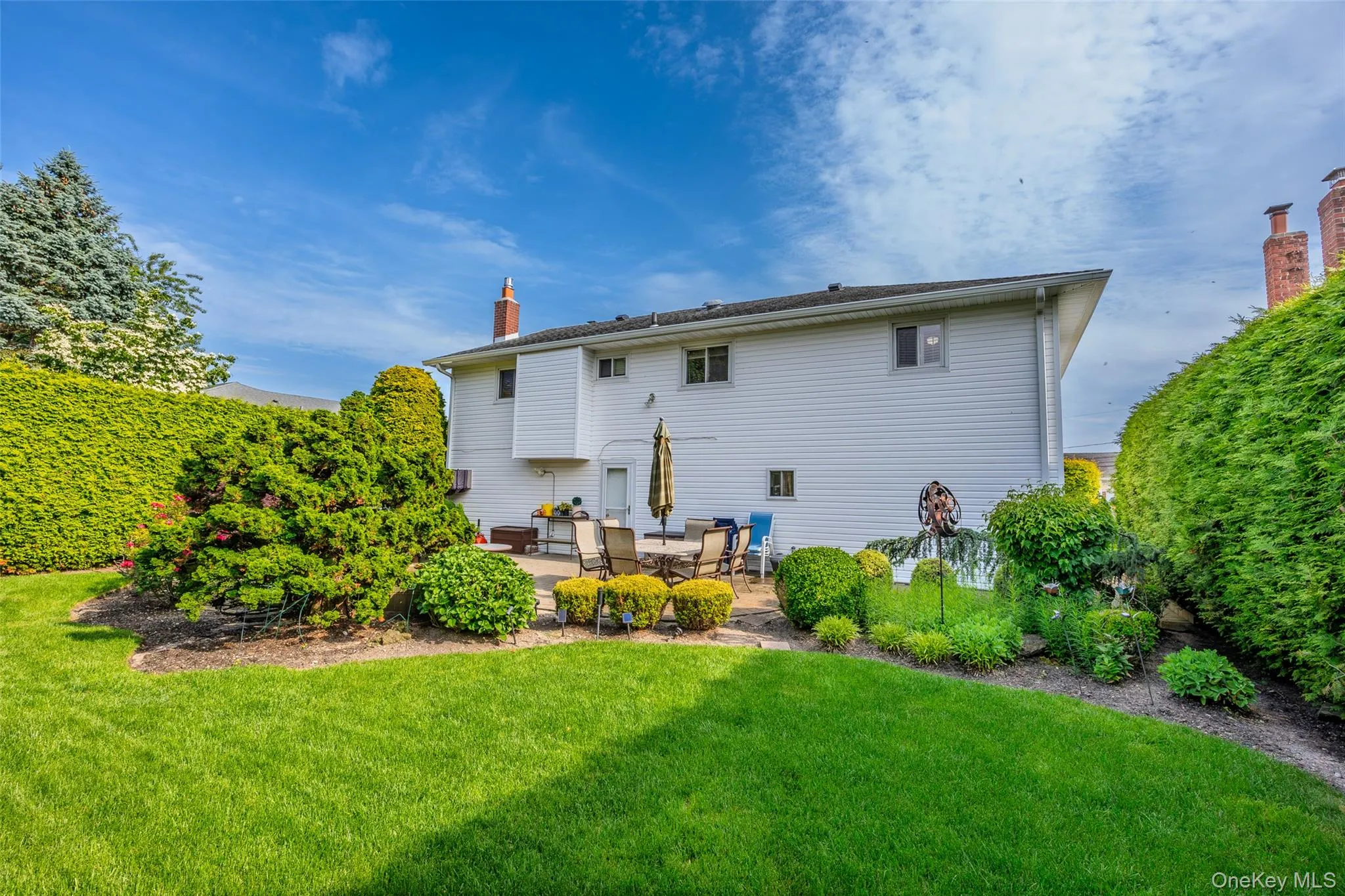 2969 Hampton Court, Hempstead, NY, 4 Bedrooms Bedrooms, 9 Rooms Rooms,2 BathroomsBathrooms,Residential,For Rent,Hampton,0,1014405 2969 Hampton Court, Hempstead, NY, 4 Bedrooms Bedrooms, 9 Rooms Rooms,2 BathroomsBathrooms,Residential,For Rent,Hampton,0,1014405