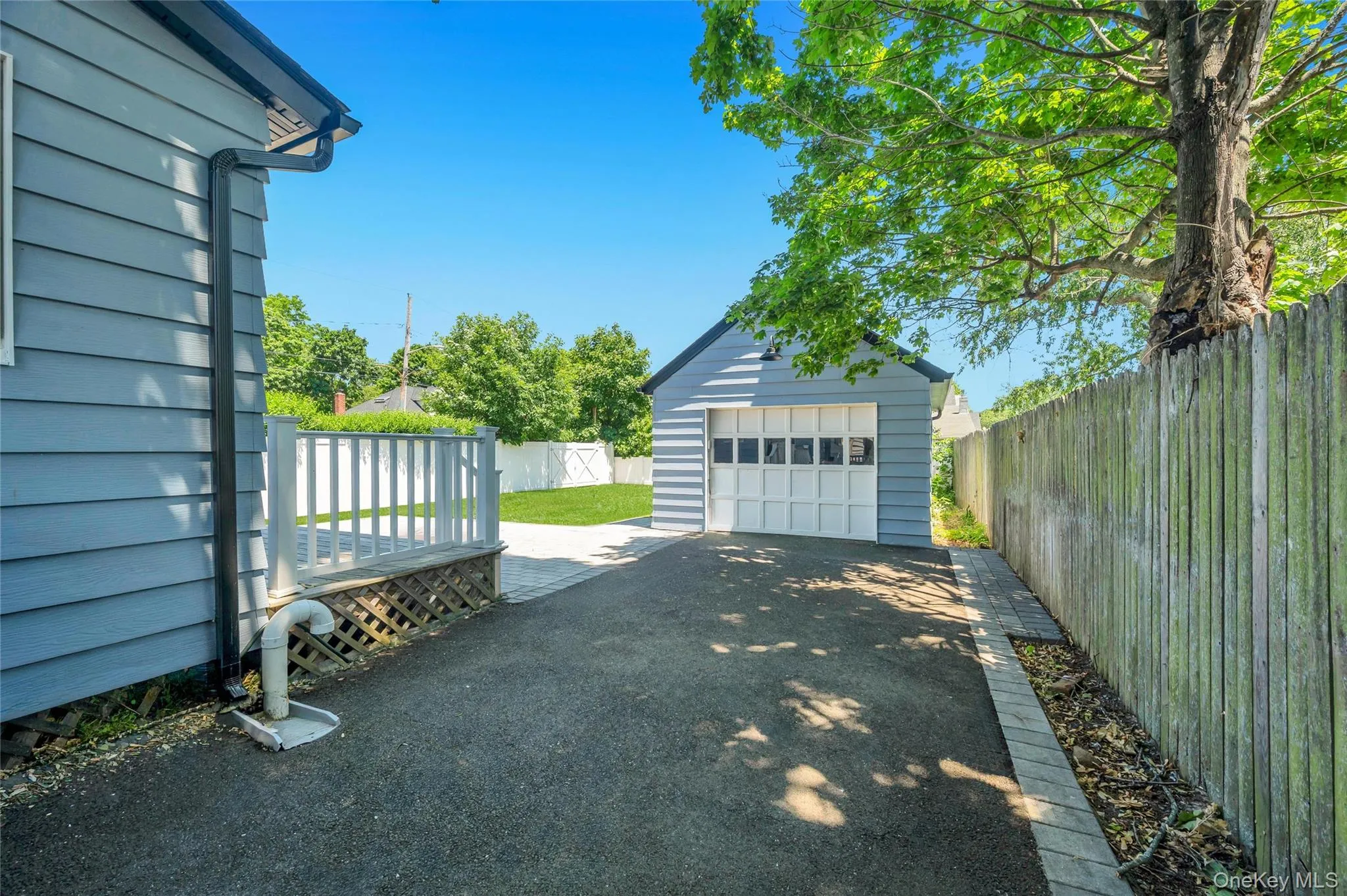 105 Maple Avenue, Brookhaven, NY, 3 Bedrooms Bedrooms, 8 Rooms Rooms,1 BathroomBathrooms,Residential,For Rent,Maple,0,1014408 105 Maple Avenue, Brookhaven, NY, 3 Bedrooms Bedrooms, 8 Rooms Rooms,1 BathroomBathrooms,Residential,For Rent,Maple,0,1014408
