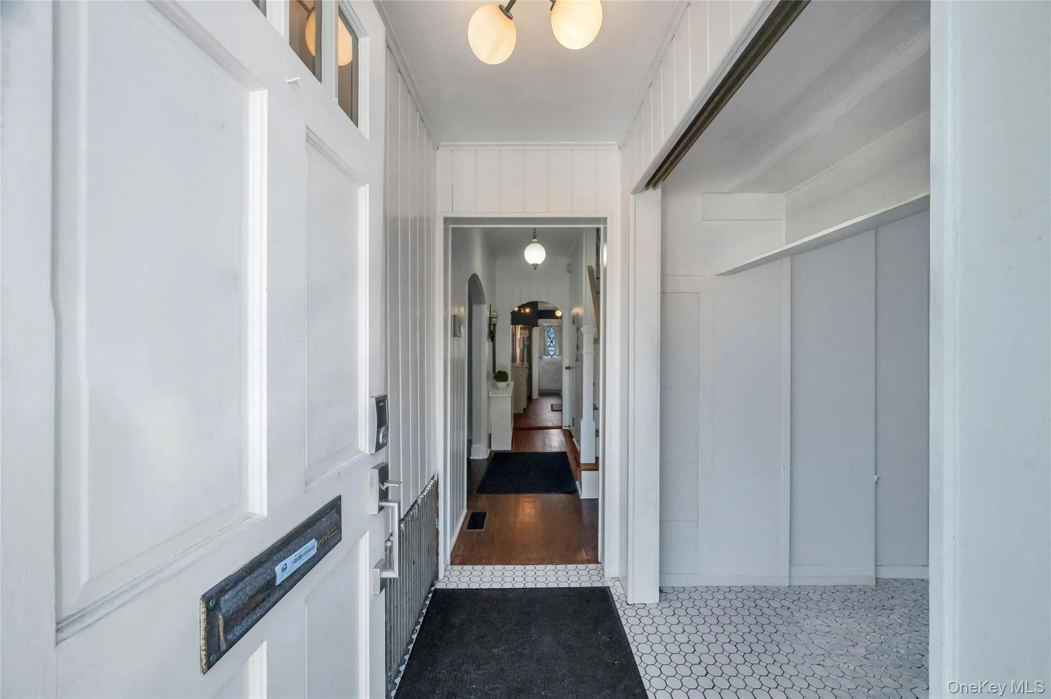 105 Maple Avenue, Brookhaven, NY, 3 Bedrooms Bedrooms, 8 Rooms Rooms,1 BathroomBathrooms,Residential,For Rent,Maple,0,1014408 105 Maple Avenue, Brookhaven, NY, 3 Bedrooms Bedrooms, 8 Rooms Rooms,1 BathroomBathrooms,Residential,For Rent,Maple,0,1014408