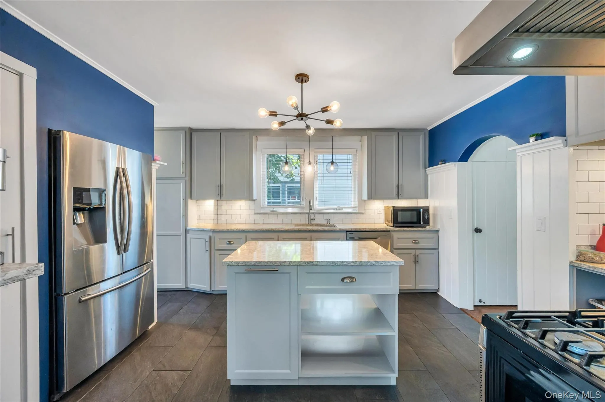105 Maple Avenue, Brookhaven, NY, 3 Bedrooms Bedrooms, 8 Rooms Rooms,1 BathroomBathrooms,Residential,For Rent,Maple,0,1014408 105 Maple Avenue, Brookhaven, NY, 3 Bedrooms Bedrooms, 8 Rooms Rooms,1 BathroomBathrooms,Residential,For Rent,Maple,0,1014408