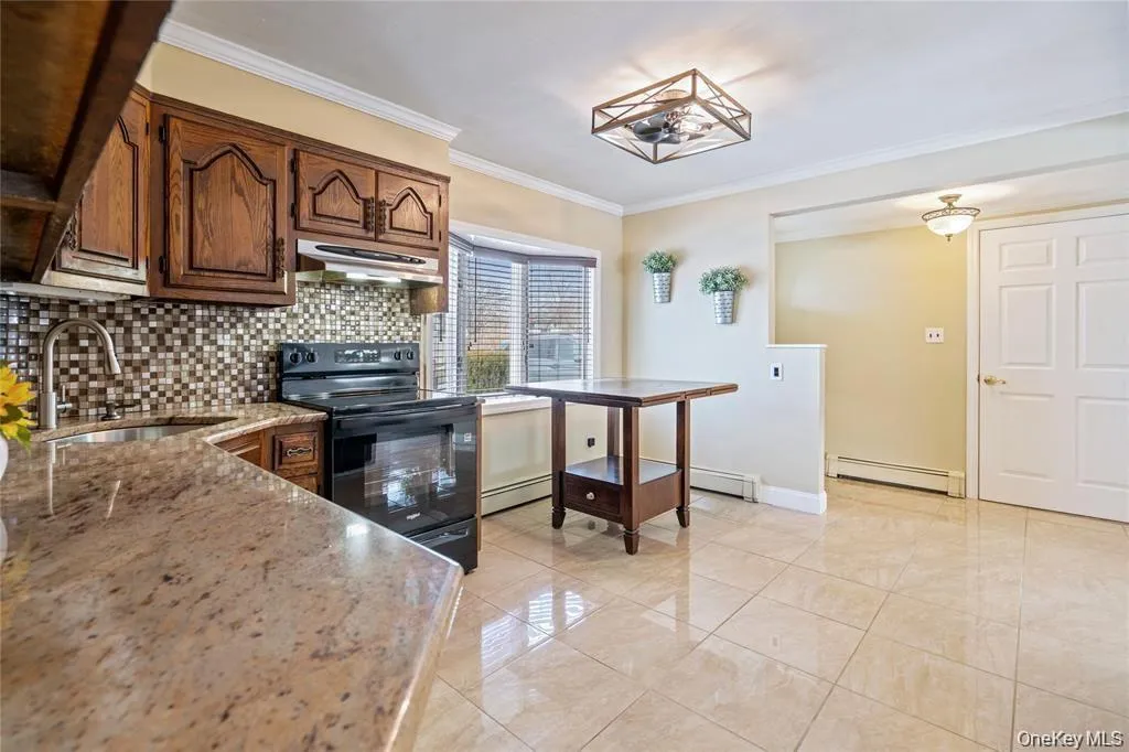 68 Summer Lane, Oyster Bay, NY, 4 Bedrooms Bedrooms, 6 Rooms Rooms,1 BathroomBathrooms,Residential Lease,For Rent,Summer,0,1014410 68 Summer Lane, Oyster Bay, NY, 4 Bedrooms Bedrooms, 6 Rooms Rooms,1 BathroomBathrooms,Residential Lease,For Rent,Summer,0,1014410