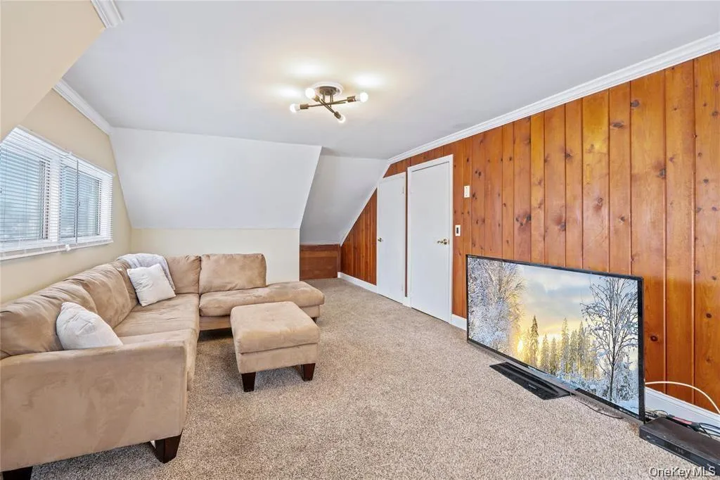 68 Summer Lane, Oyster Bay, NY, 4 Bedrooms Bedrooms, 6 Rooms Rooms,1 BathroomBathrooms,Residential Lease,For Rent,Summer,0,1014410 68 Summer Lane, Oyster Bay, NY, 4 Bedrooms Bedrooms, 6 Rooms Rooms,1 BathroomBathrooms,Residential Lease,For Rent,Summer,0,1014410