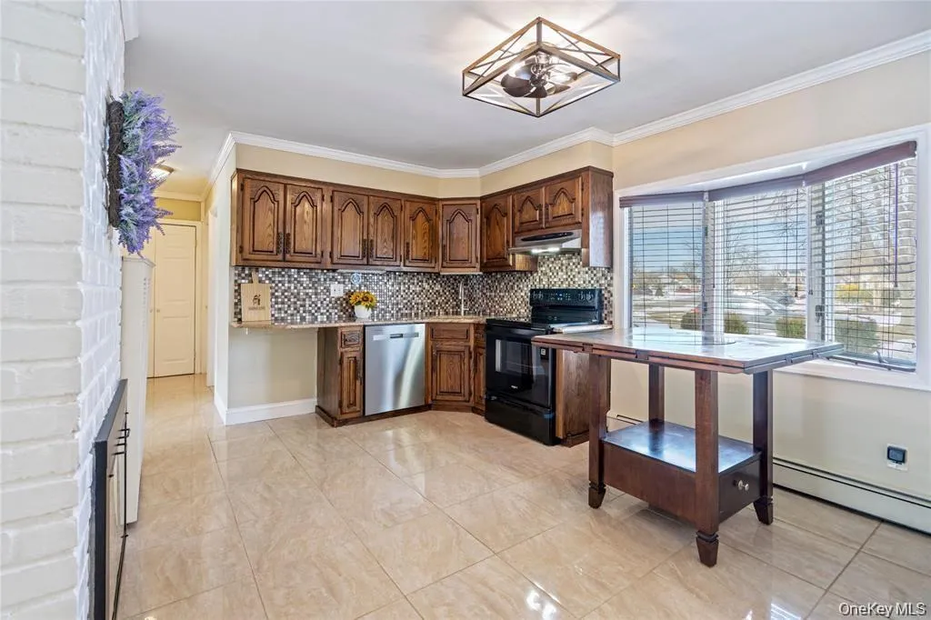 68 Summer Lane, Oyster Bay, NY, 4 Bedrooms Bedrooms, 6 Rooms Rooms,1 BathroomBathrooms,Residential Lease,For Rent,Summer,0,1014410 68 Summer Lane, Oyster Bay, NY, 4 Bedrooms Bedrooms, 6 Rooms Rooms,1 BathroomBathrooms,Residential Lease,For Rent,Summer,0,1014410